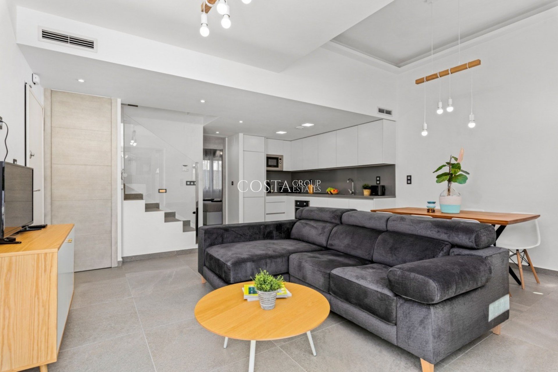 Odsprzedaż - Willa -
Guardamar del Segura - Guardamar del Segura Centro