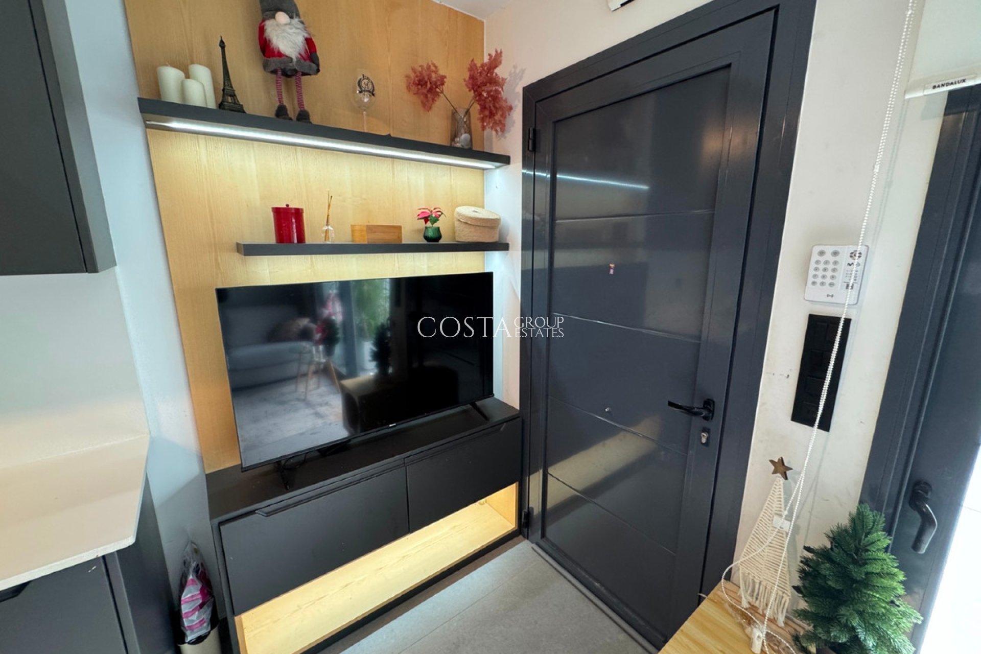 Odsprzedaż - Willa -
Guardamar del Segura - Guardamar del Segura Centro