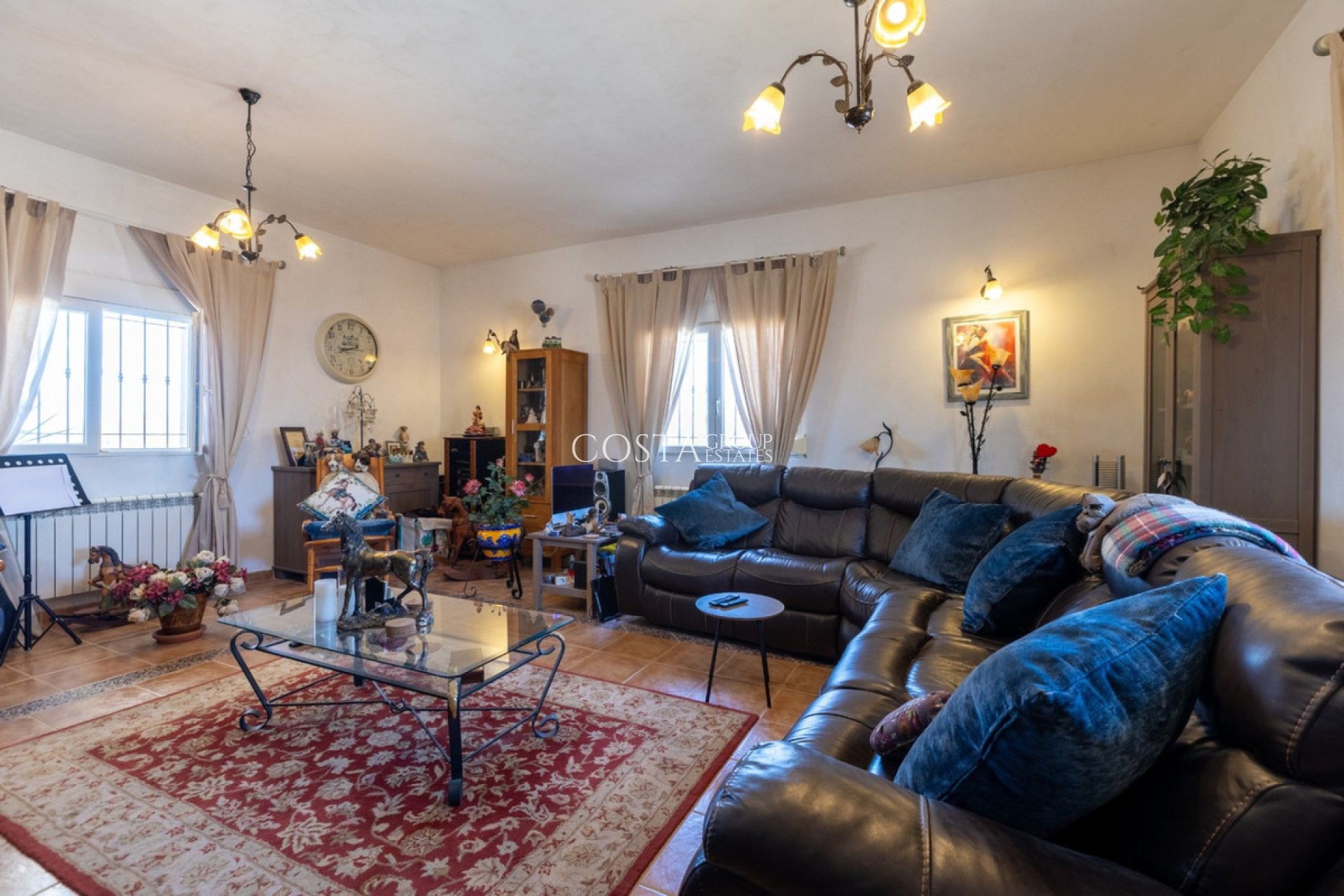 Odsprzedaż - Willa -
Jumilla - Torre del Rico