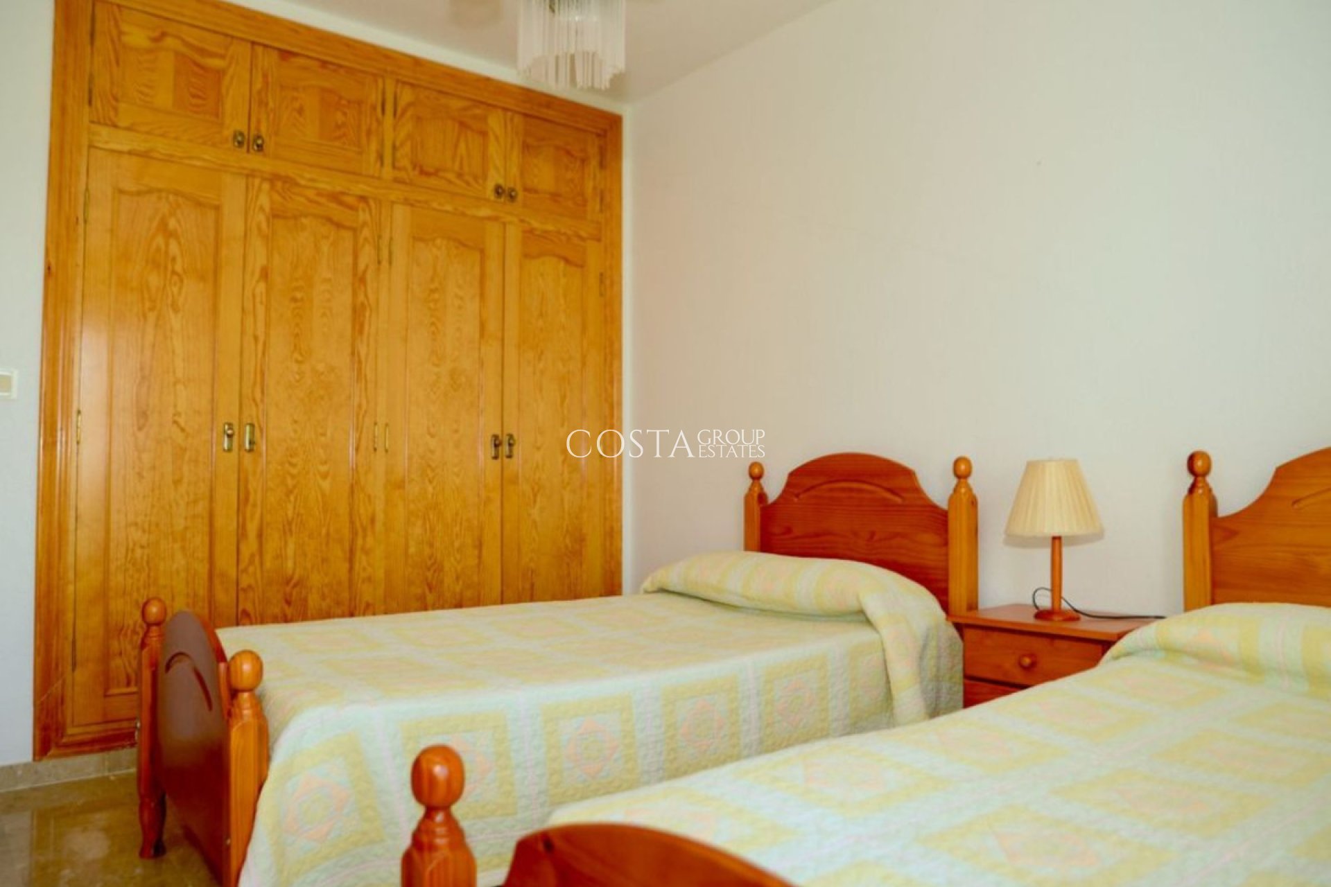 Odsprzedaż - Willa -
Lorca - Lorca Centro