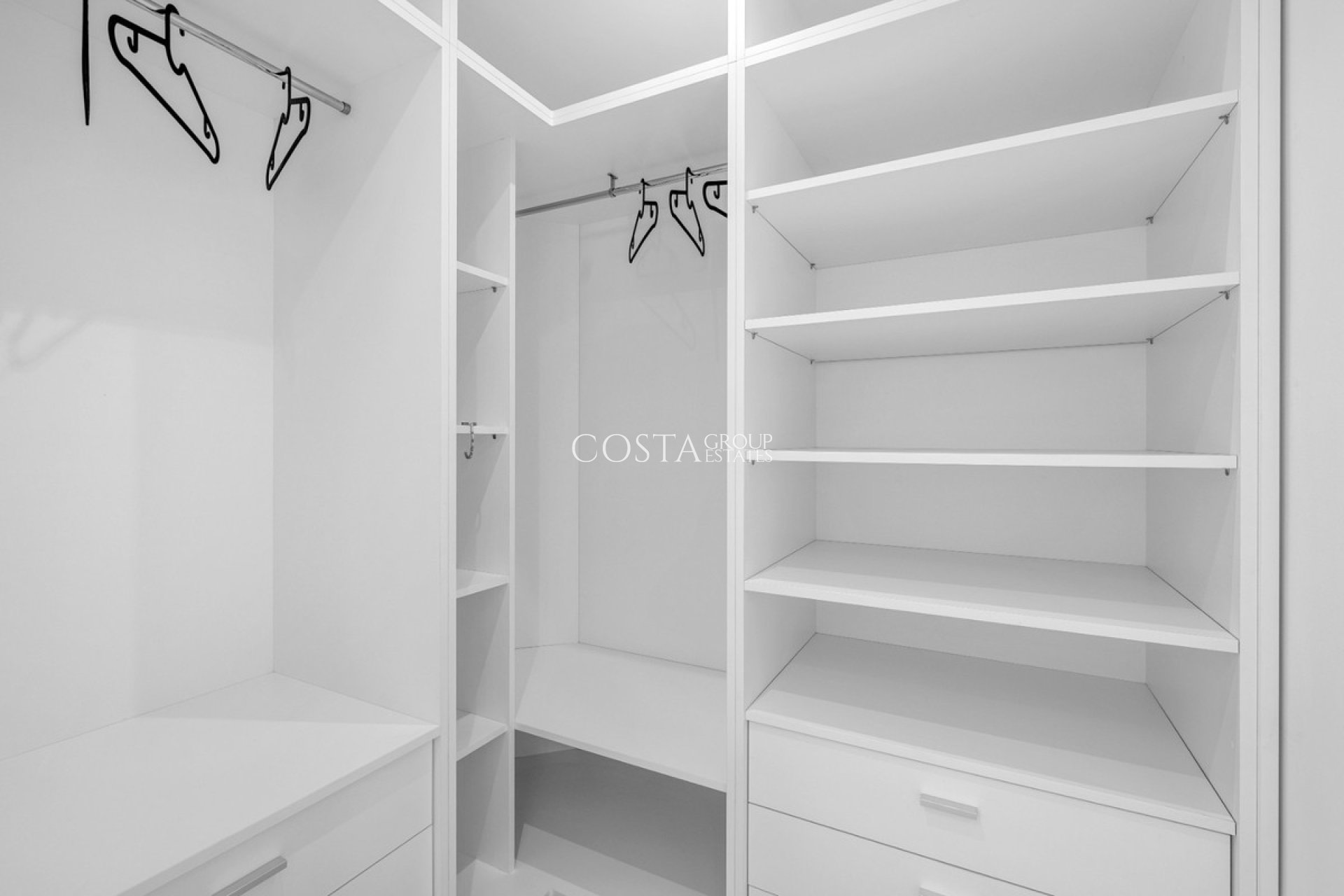 Odsprzedaż - Willa -
Los Alcazares - Los Alcazares Centro