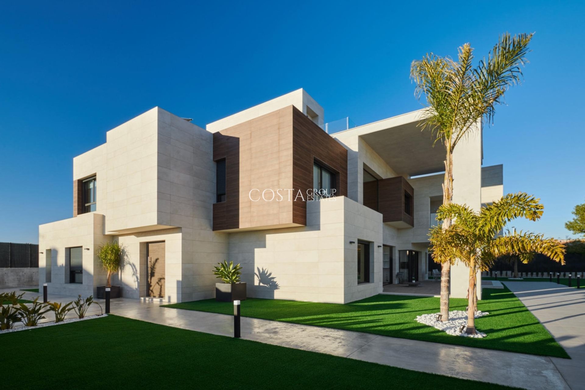 Odsprzedaż - Willa -
Molina De Segura - Molina de Segura Centro