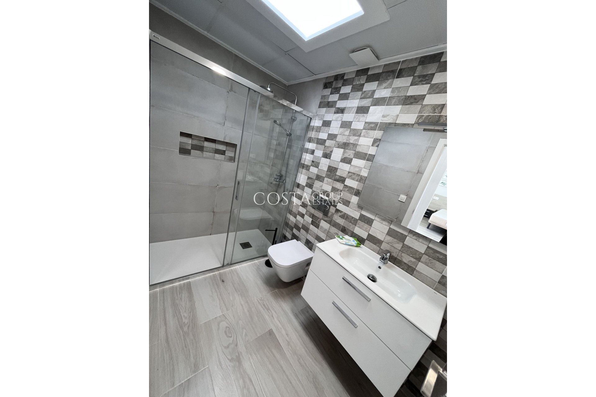 Odsprzedaż - Willa -
Murcia - Avileses