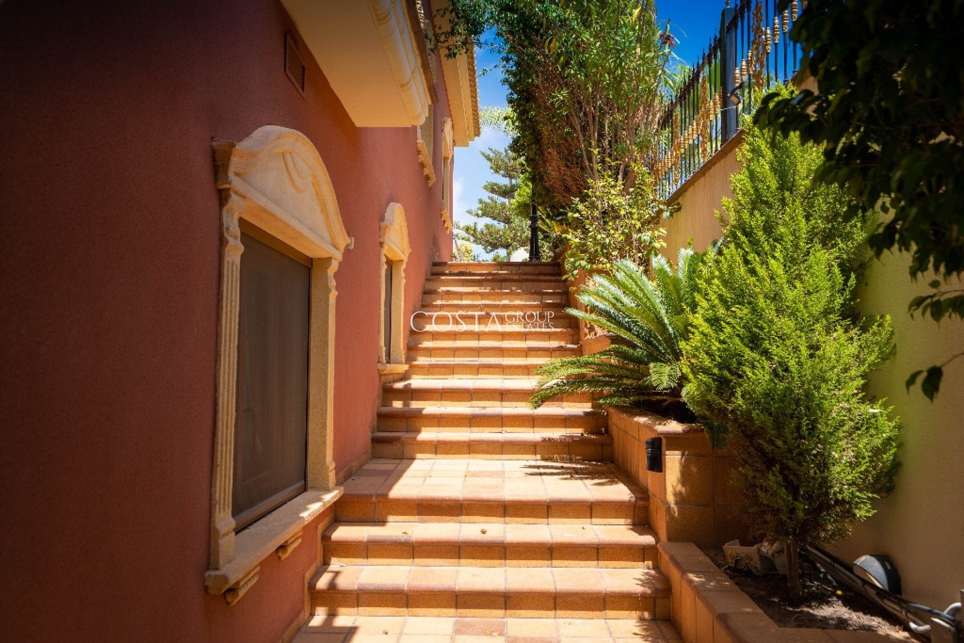 Odsprzedaż - Willa -
Orihuela - Campoamor