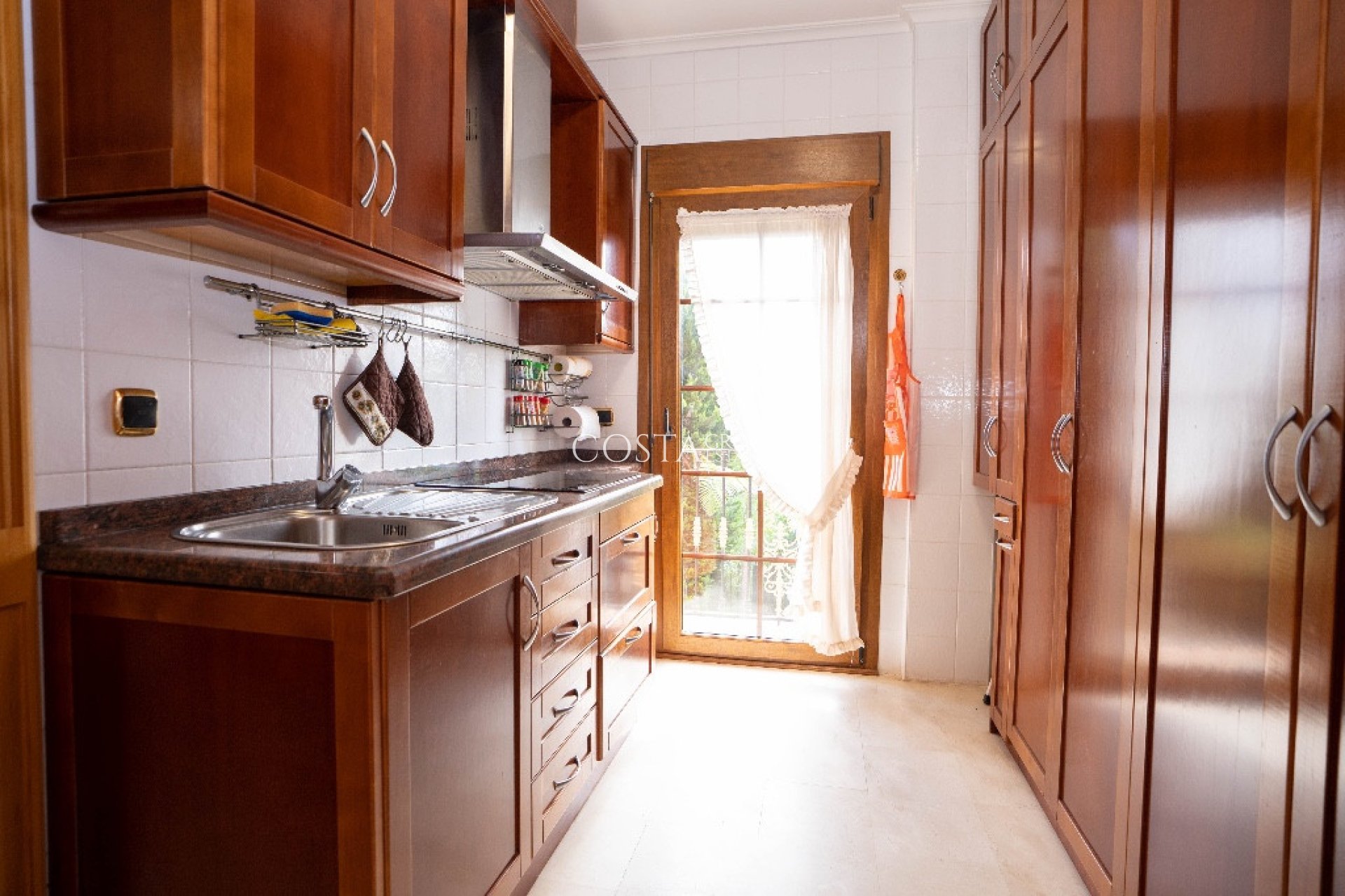 Odsprzedaż - Willa -
Orihuela - Campoamor