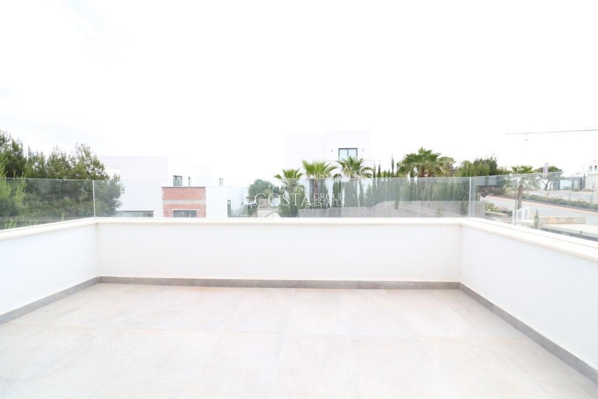 Odsprzedaż - Willa -
Orihuela - Campoamor