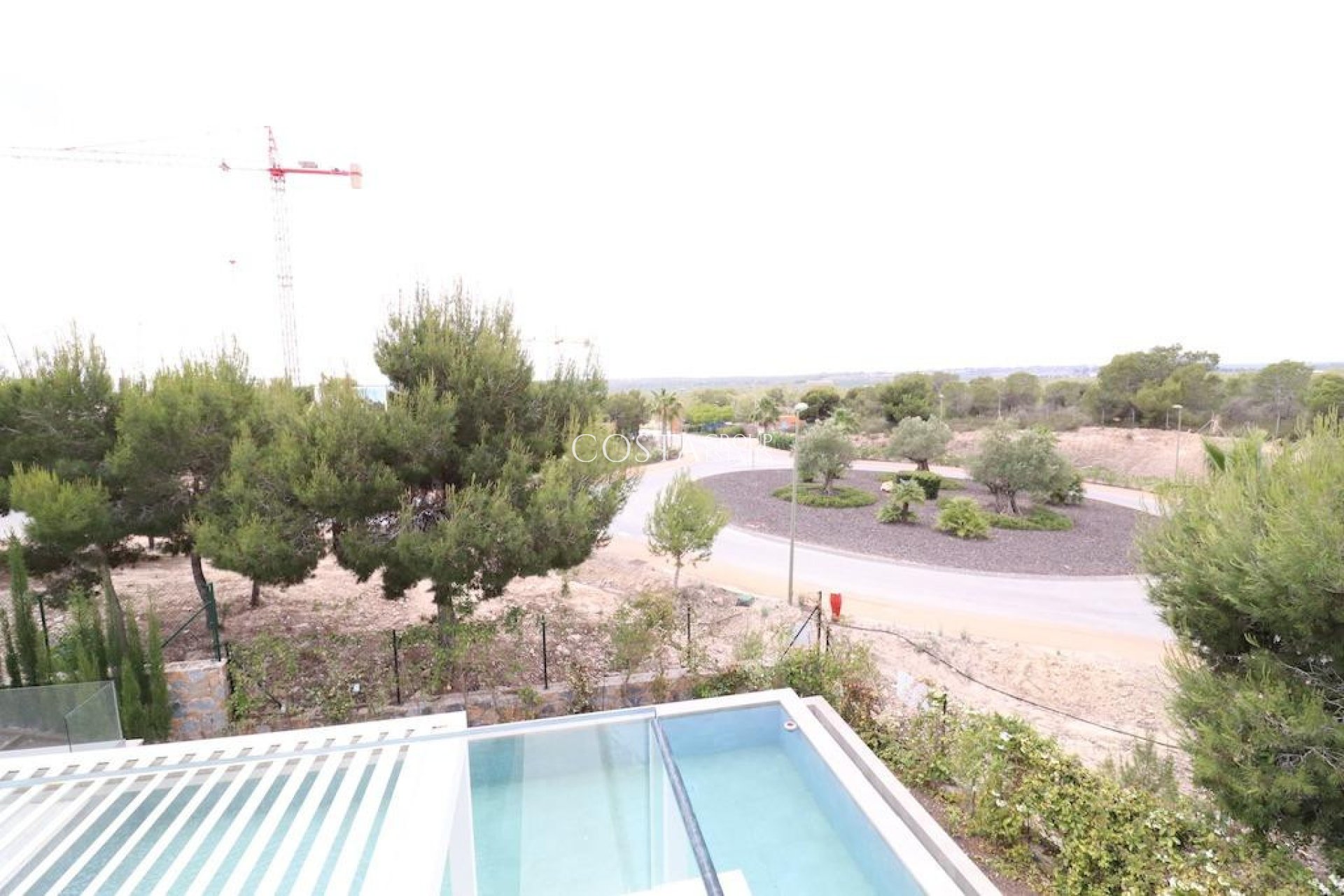 Odsprzedaż - Willa -
Orihuela - Campoamor