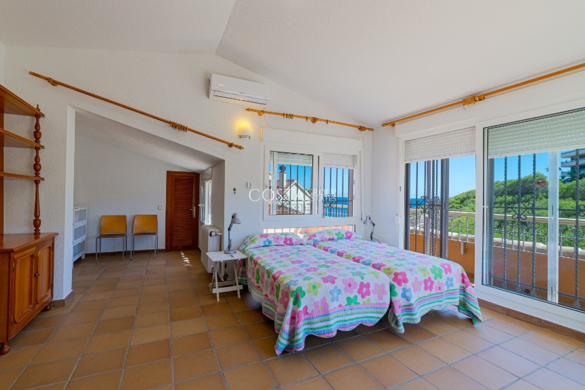 Odsprzedaż - Willa -
Orihuela - Campoamor