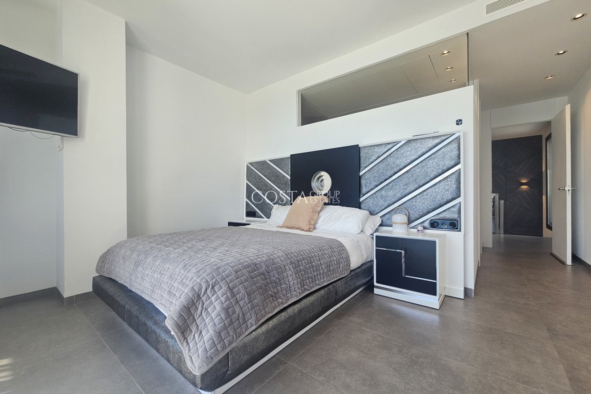 Odsprzedaż - Willa -
Orihuela Costa - Cabo Roig