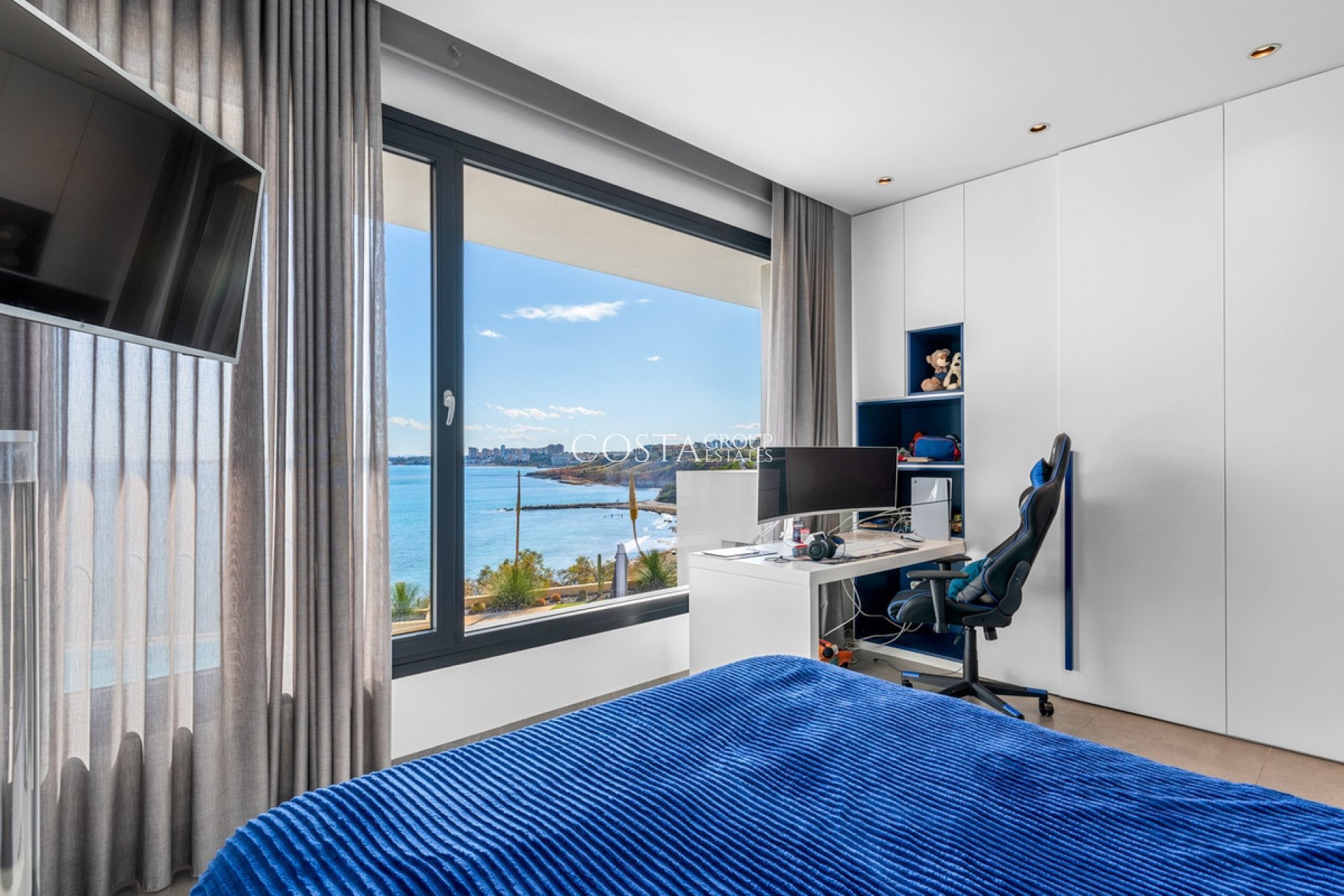 Odsprzedaż - Willa -
Orihuela Costa - Cabo Roig