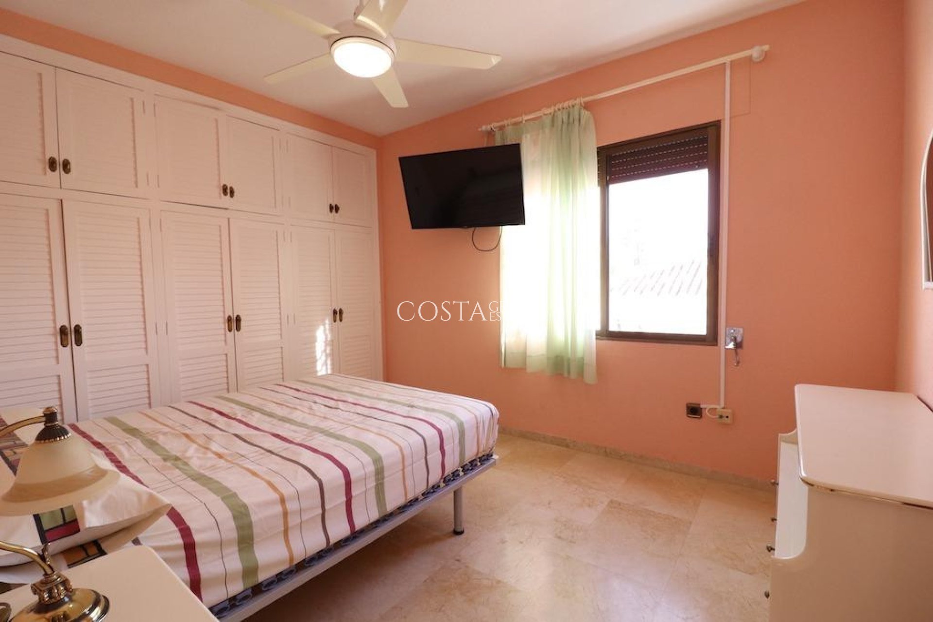 Odsprzedaż - Willa -
Orihuela Costa - Cabo Roig