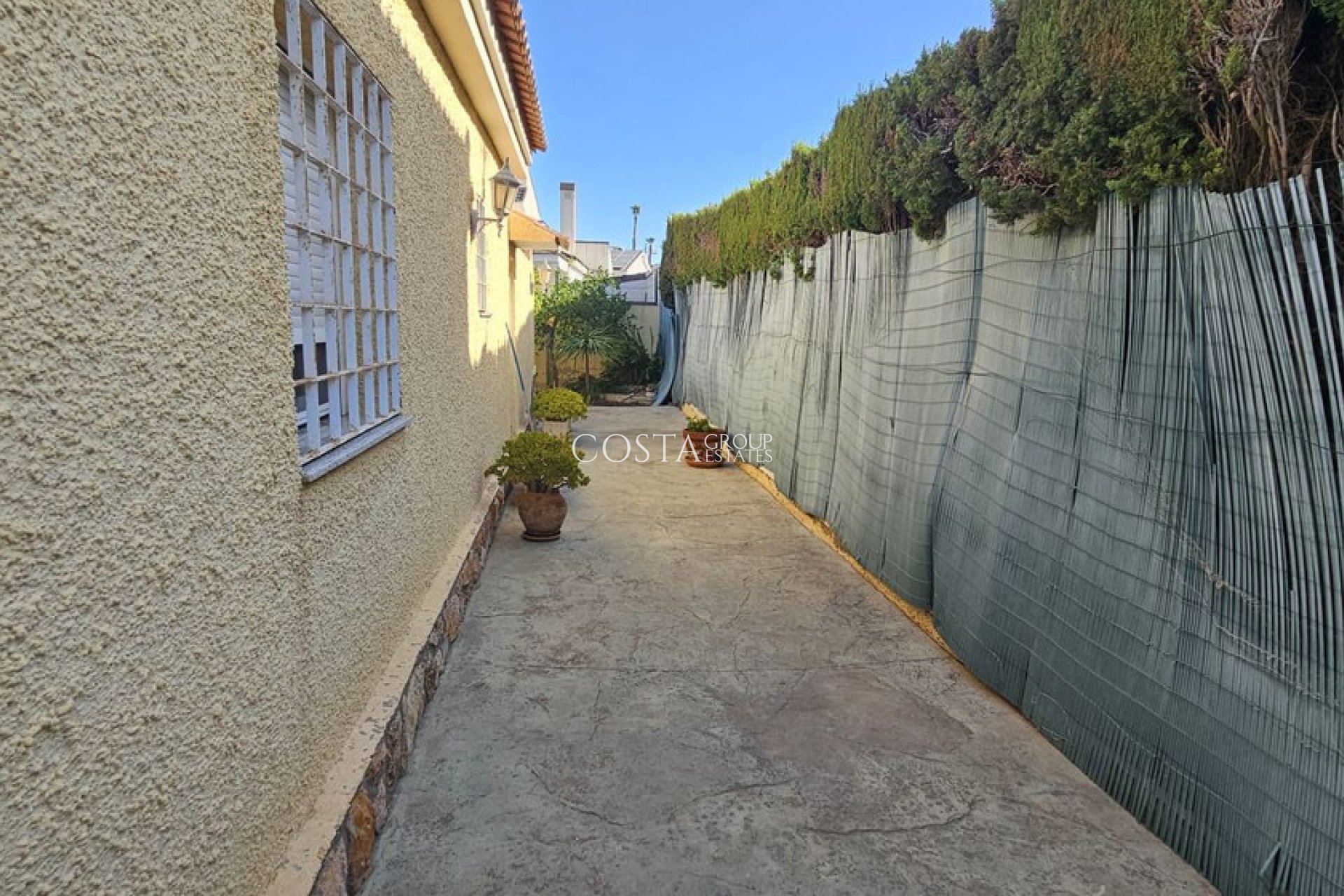 Odsprzedaż - Willa -
Orihuela Costa - Campoamor