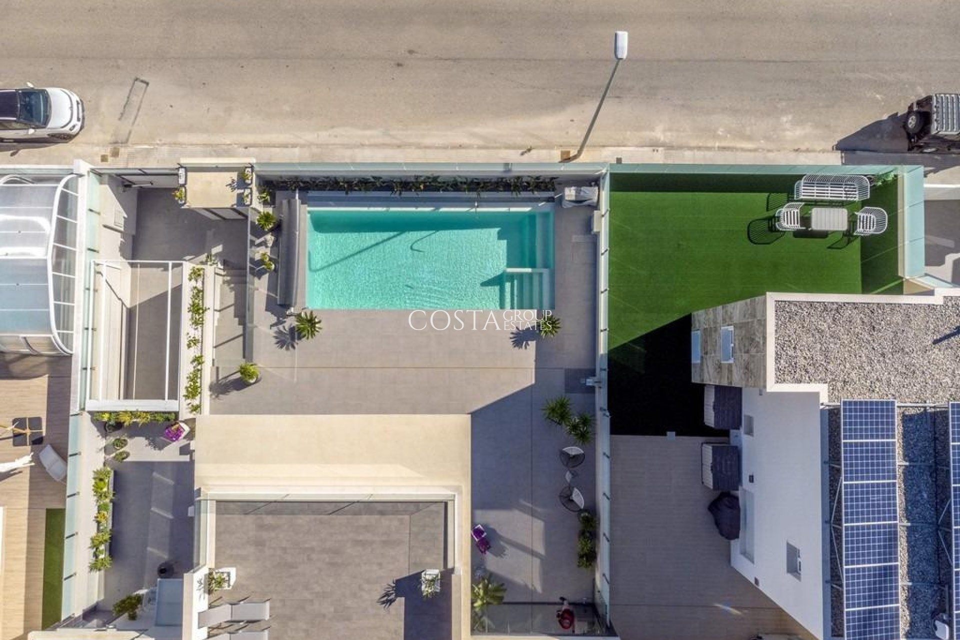 Odsprzedaż - Willa -
Orihuela Costa - Campoamor