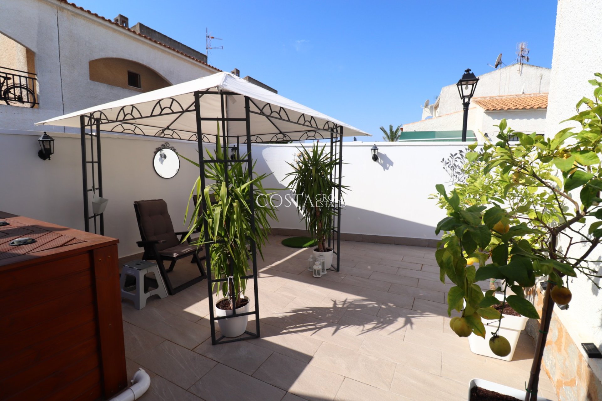 Odsprzedaż - Willa -
Orihuela Costa - La Florida