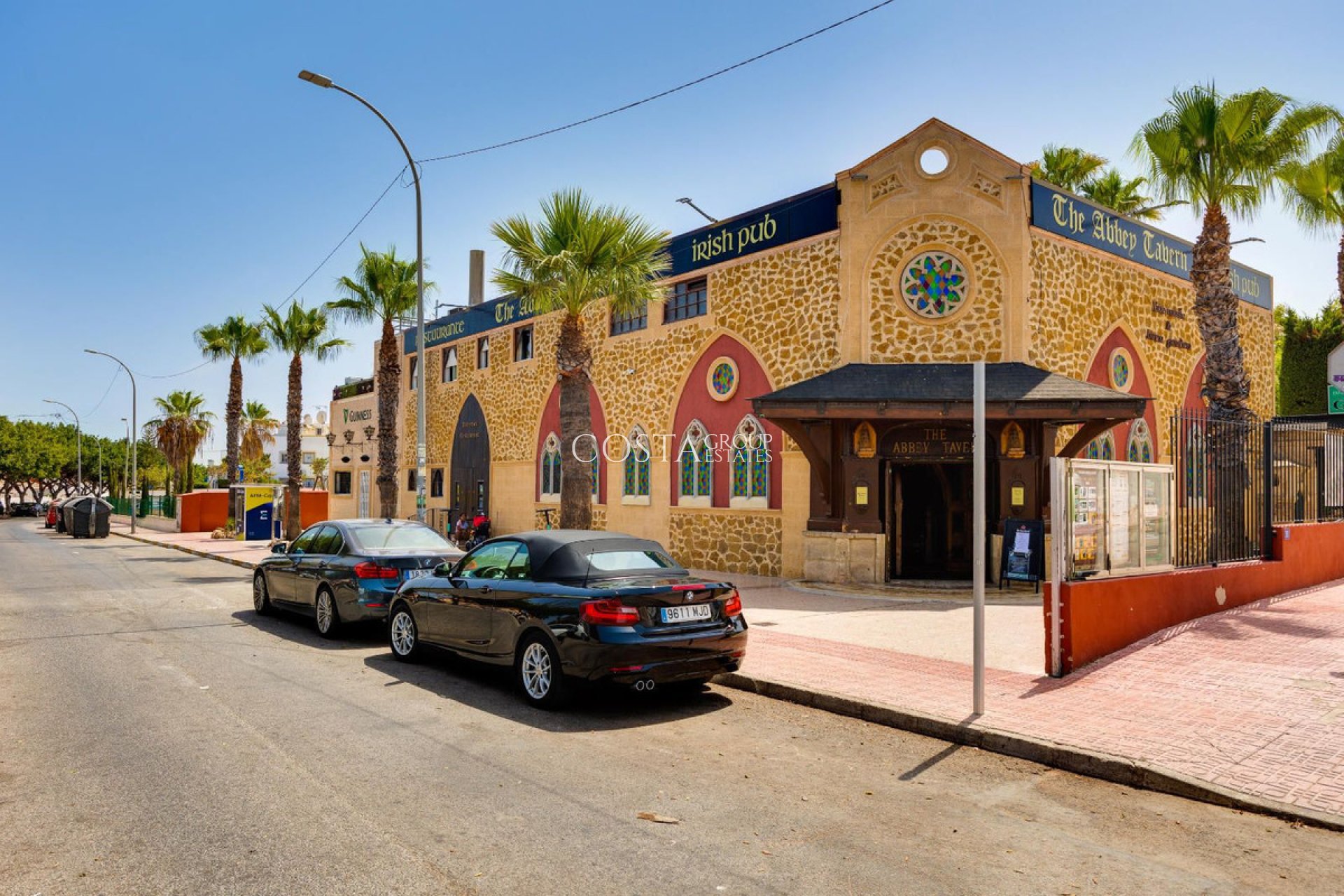 Odsprzedaż - Willa -
Orihuela Costa - La Florida