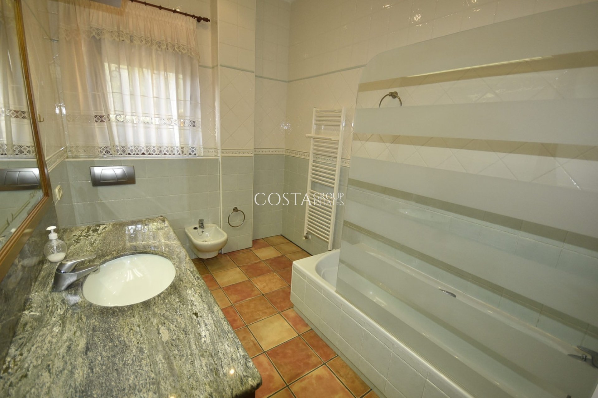 Odsprzedaż - Willa -
Orihuela Costa - La Matanza