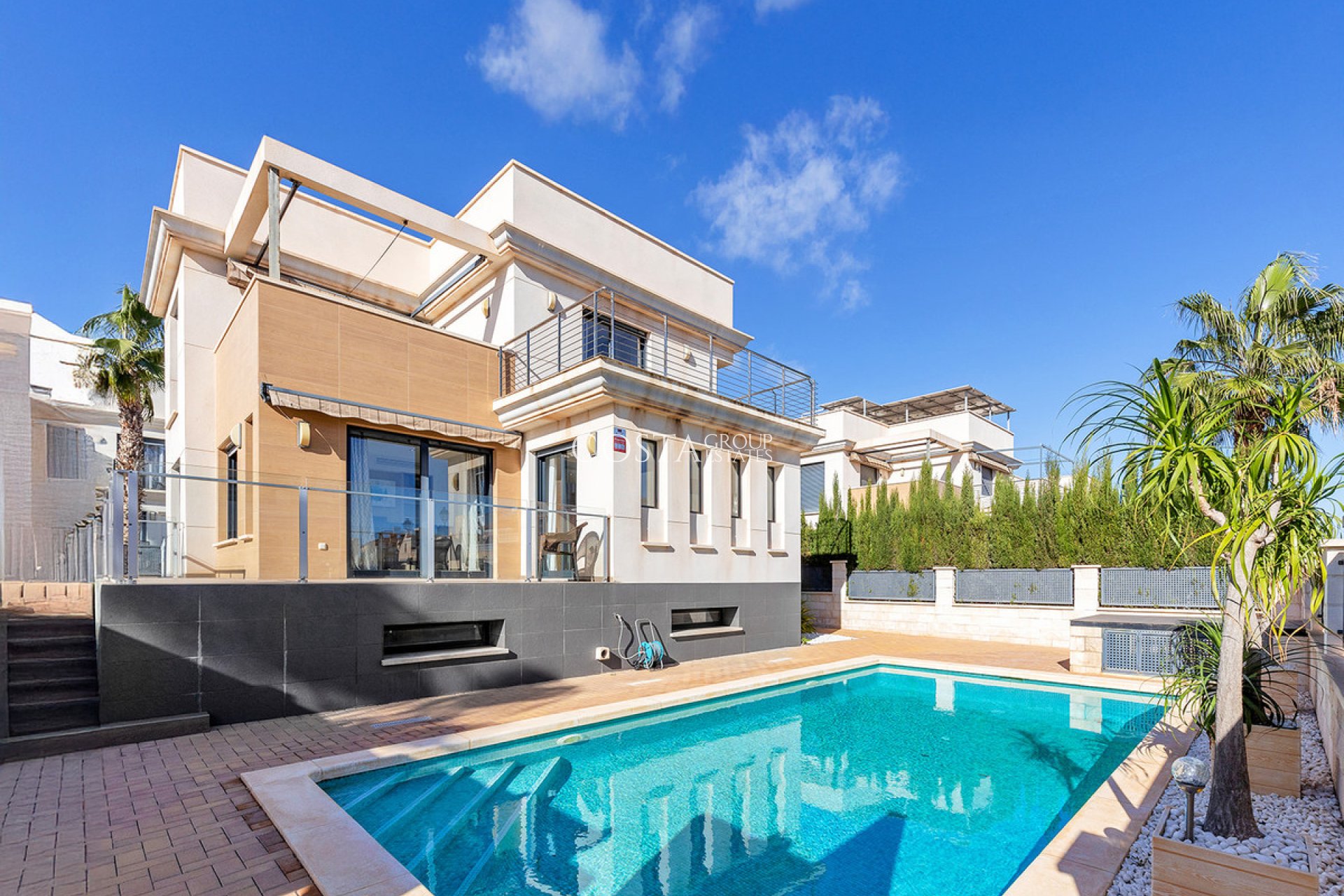 Odsprzedaż - Willa -
Orihuela Costa - La Zenia