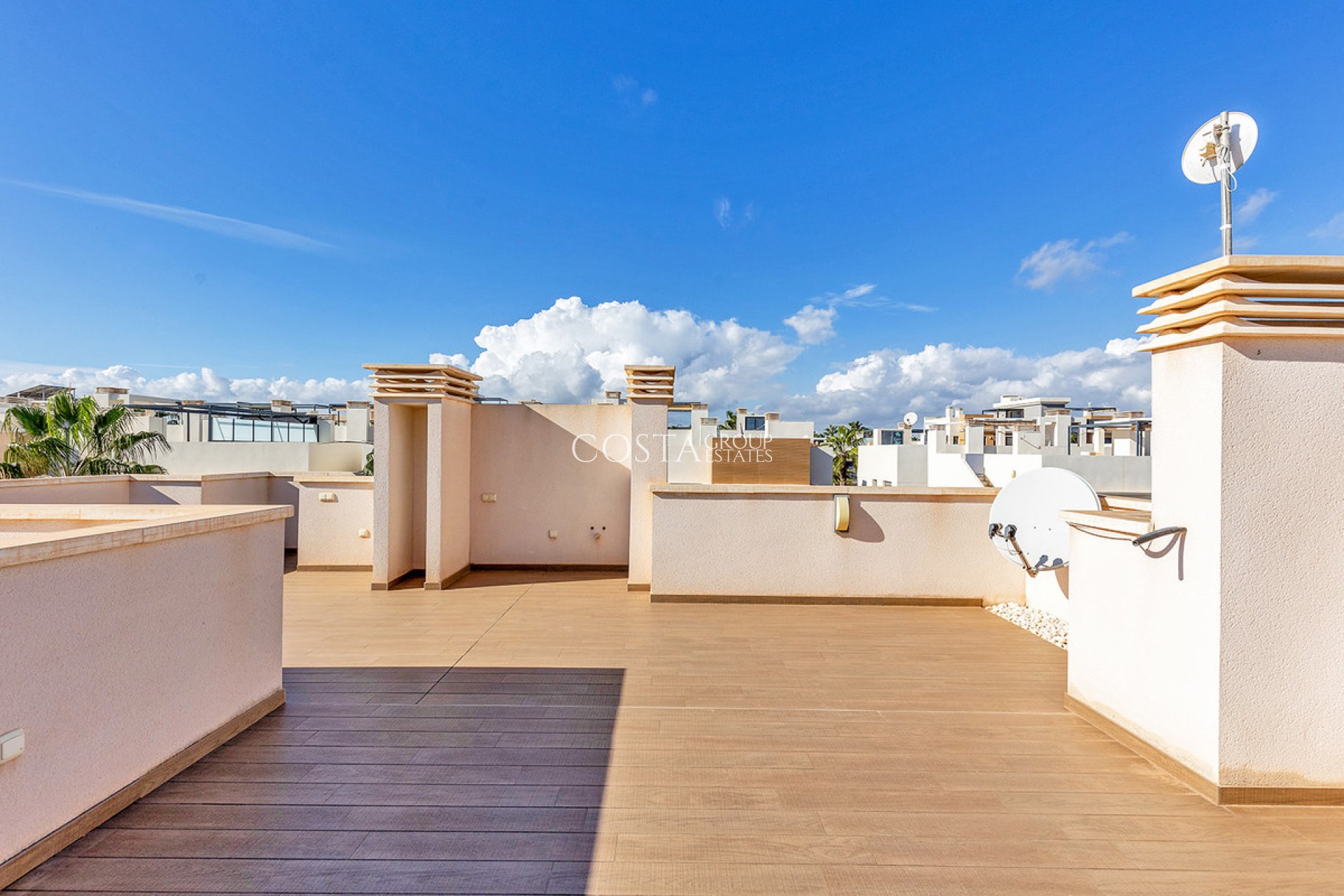 Odsprzedaż - Willa -
Orihuela Costa - La Zenia