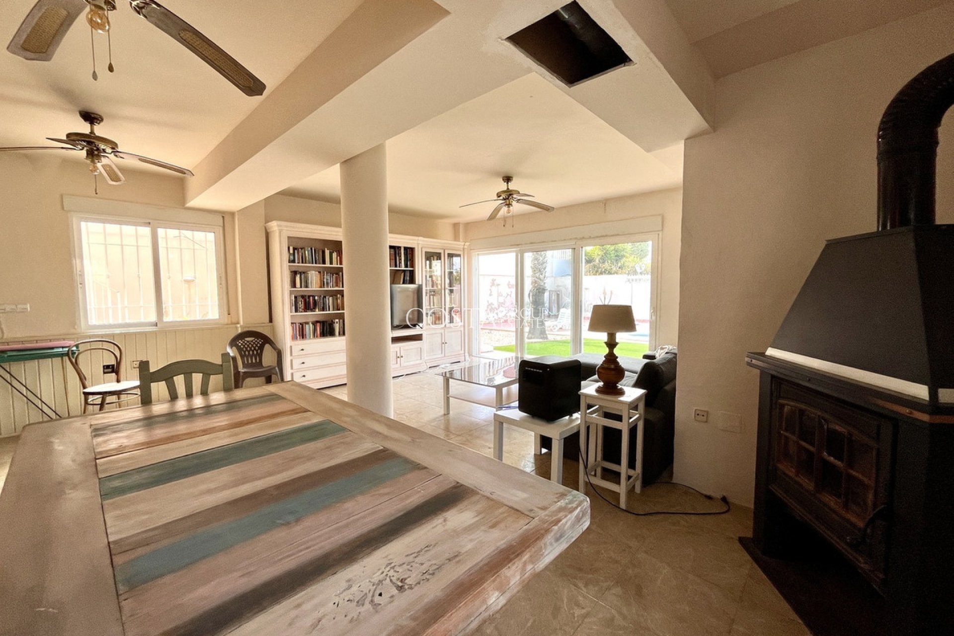 Odsprzedaż - Willa -
Orihuela Costa - La Zenia