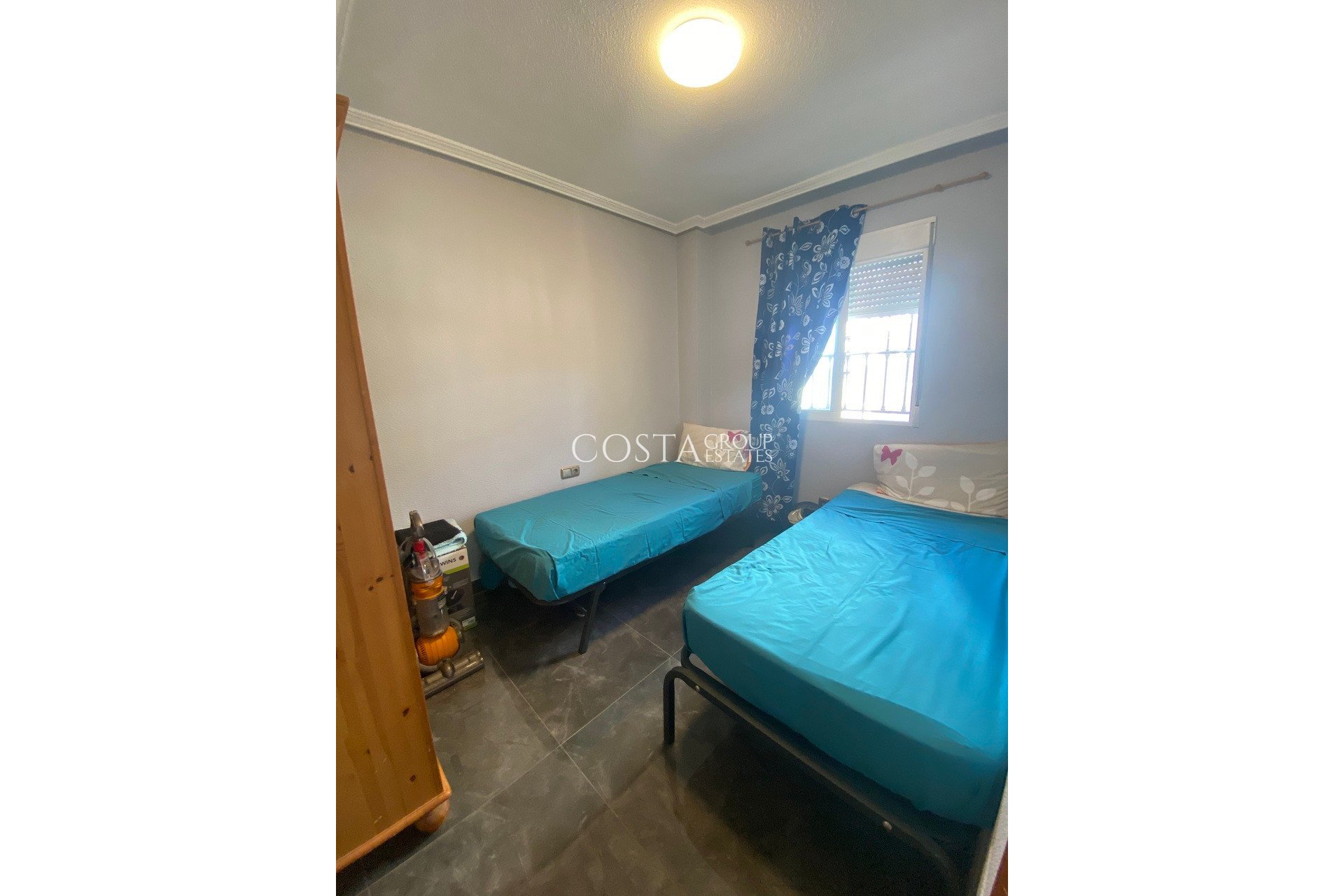 Odsprzedaż - Willa -
Orihuela Costa - La Zenia