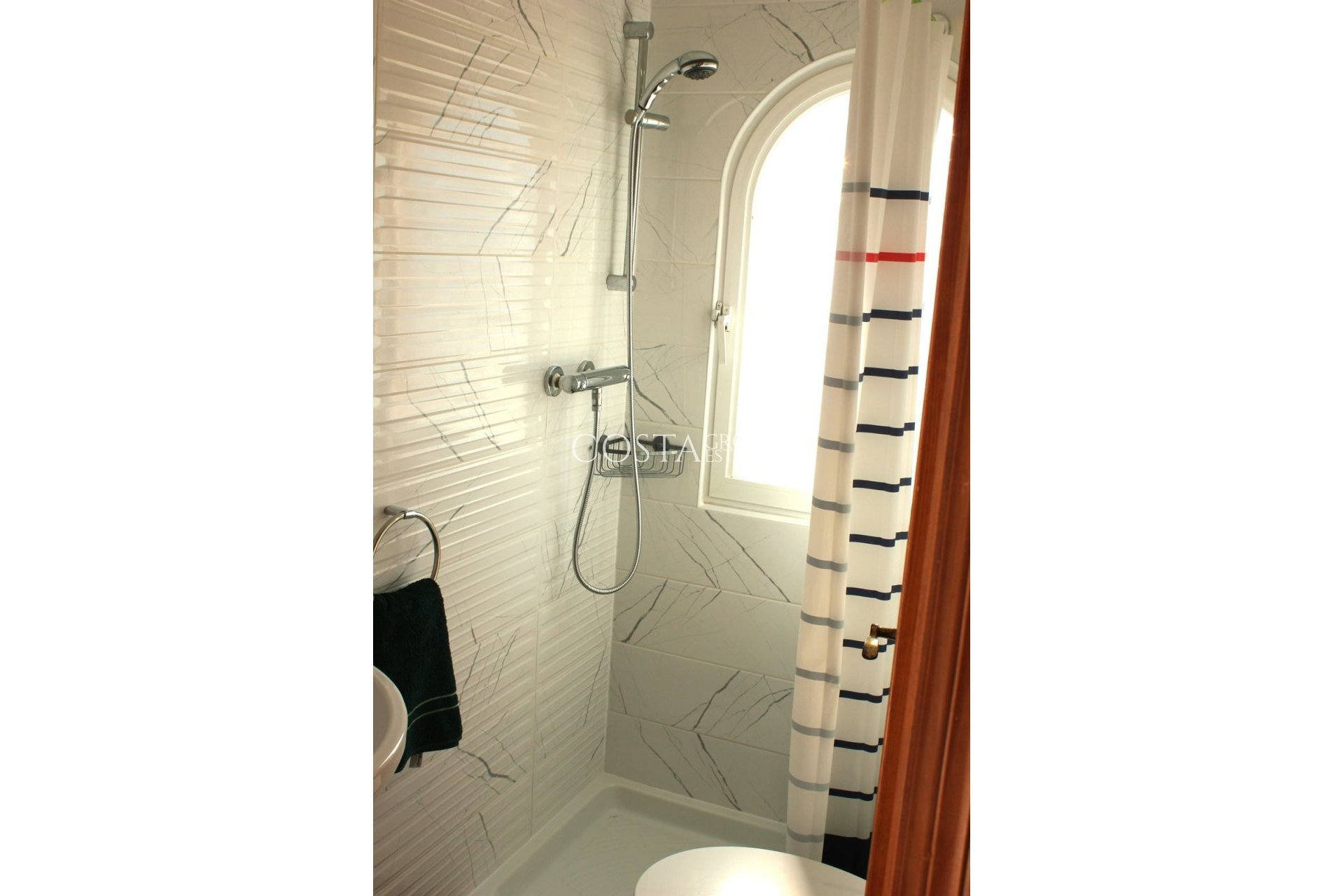 Odsprzedaż - Willa -
Orihuela Costa - La Zenia