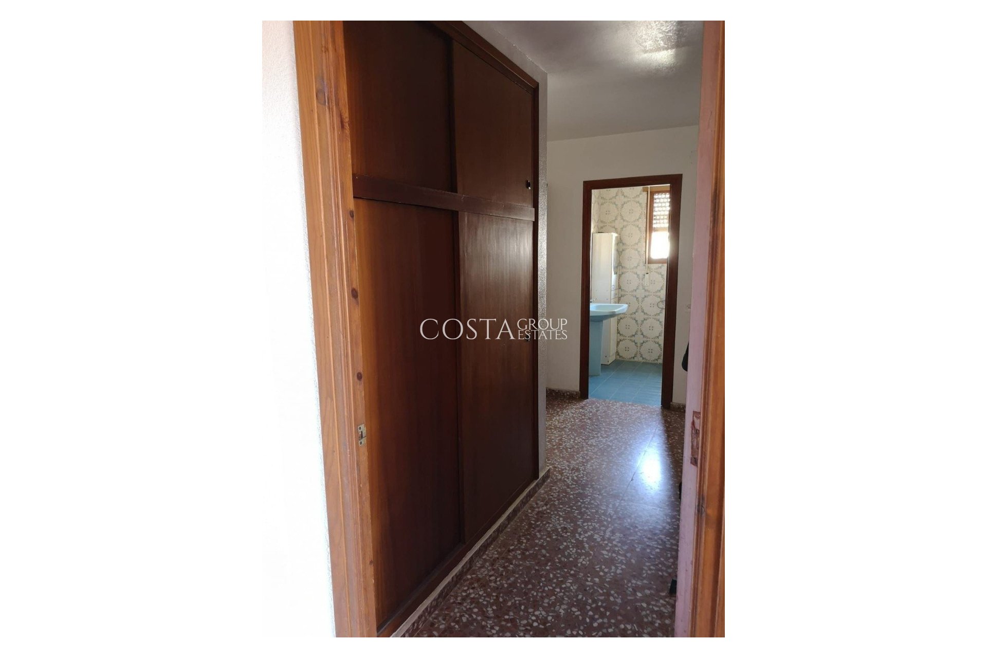 Odsprzedaż - Willa -
Orihuela Costa - La Zenia