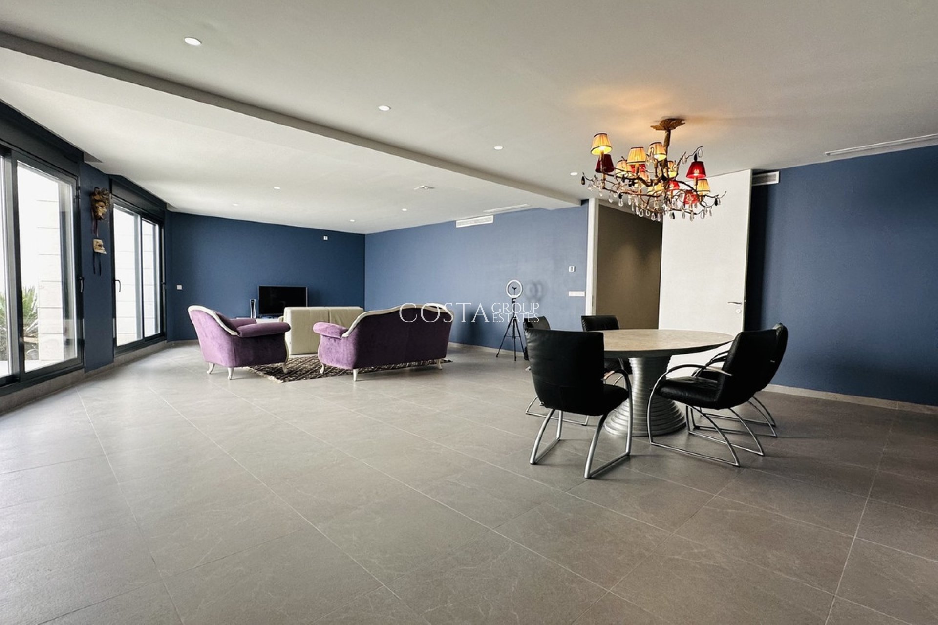 Odsprzedaż - Willa -
Orihuela Costa - Las Colinas Golf