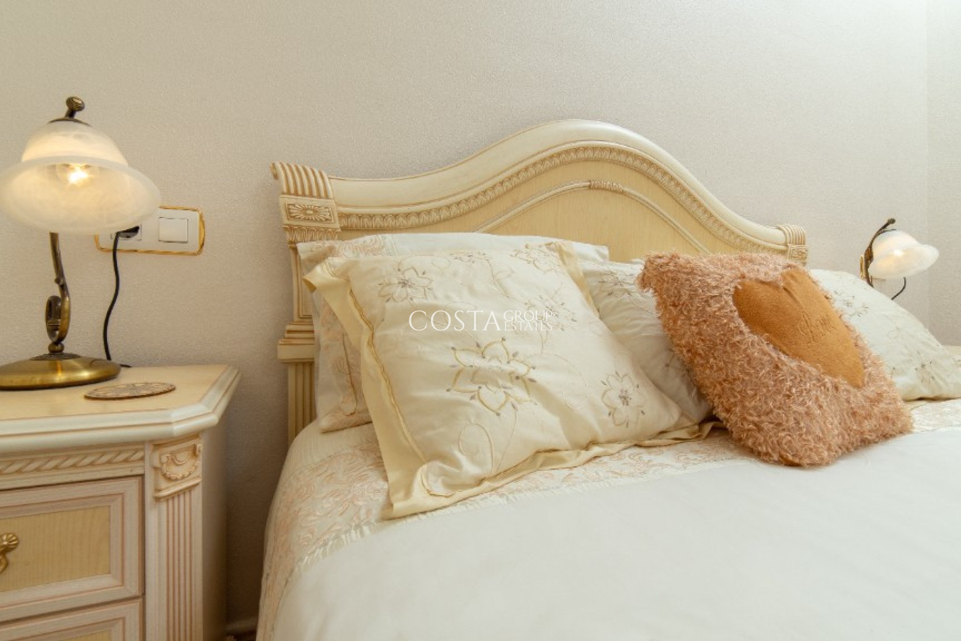 Odsprzedaż - Willa -
Orihuela Costa - Los Altos