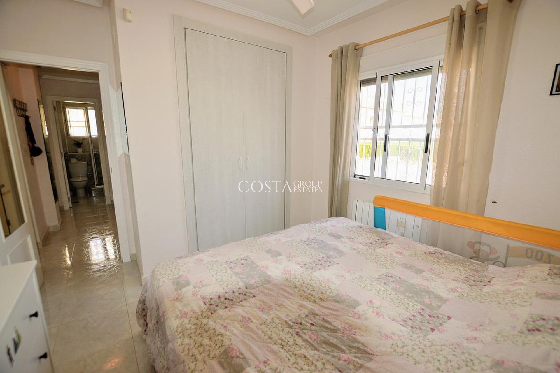 Odsprzedaż - Willa -
Orihuela Costa - Los Altos