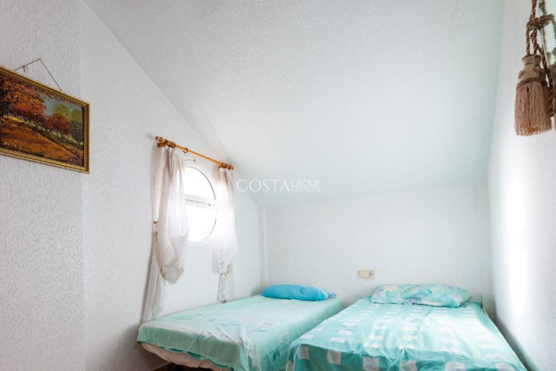 Odsprzedaż - Willa -
Orihuela Costa - Los Altos