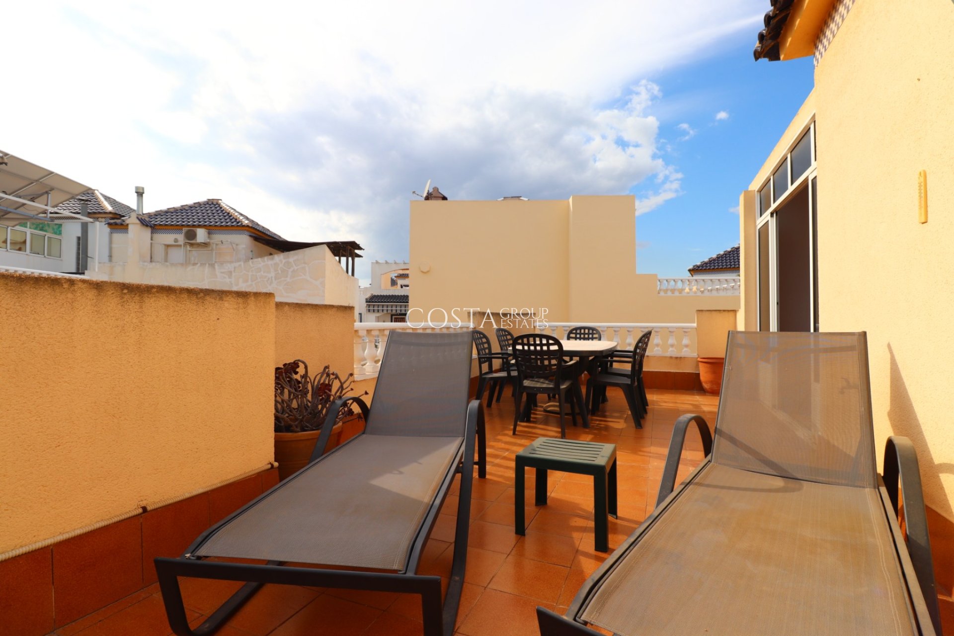 Odsprzedaż - Willa -
Orihuela Costa - Los Balcones
