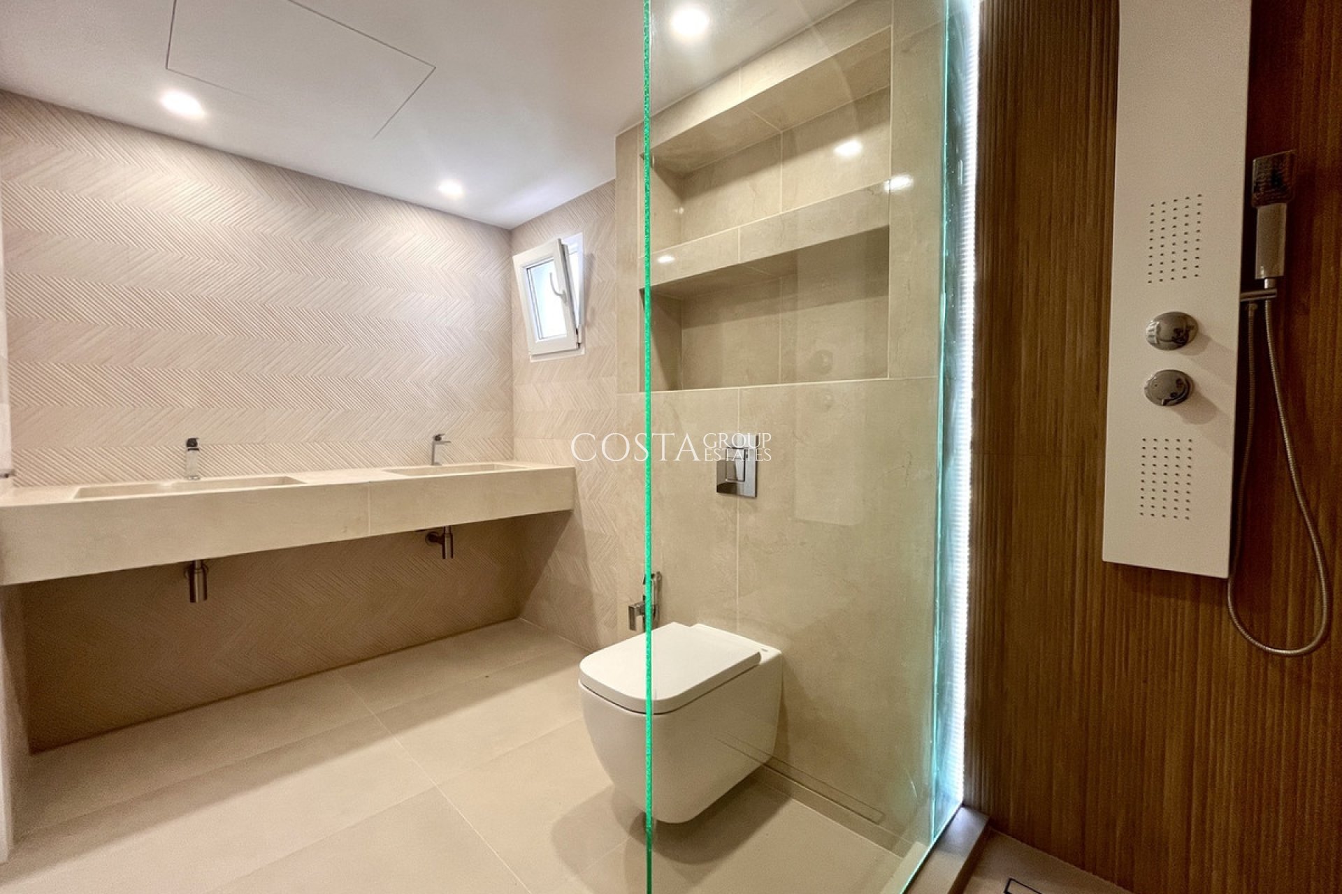 Odsprzedaż - Willa -
Orihuela Costa - Los Balcones