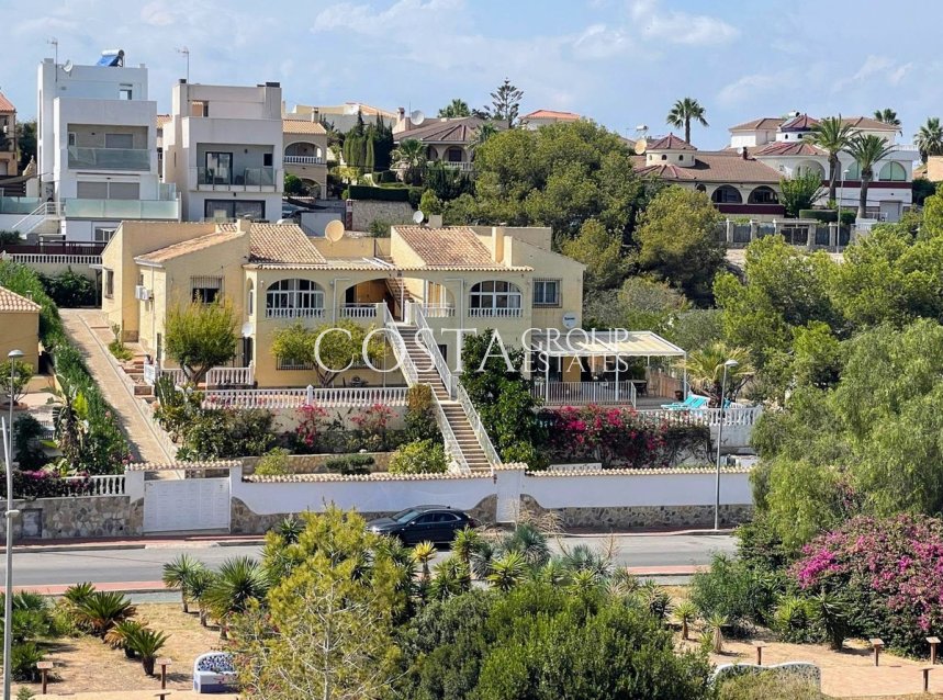 Odsprzedaż - Willa -
Orihuela Costa - Los Balcones