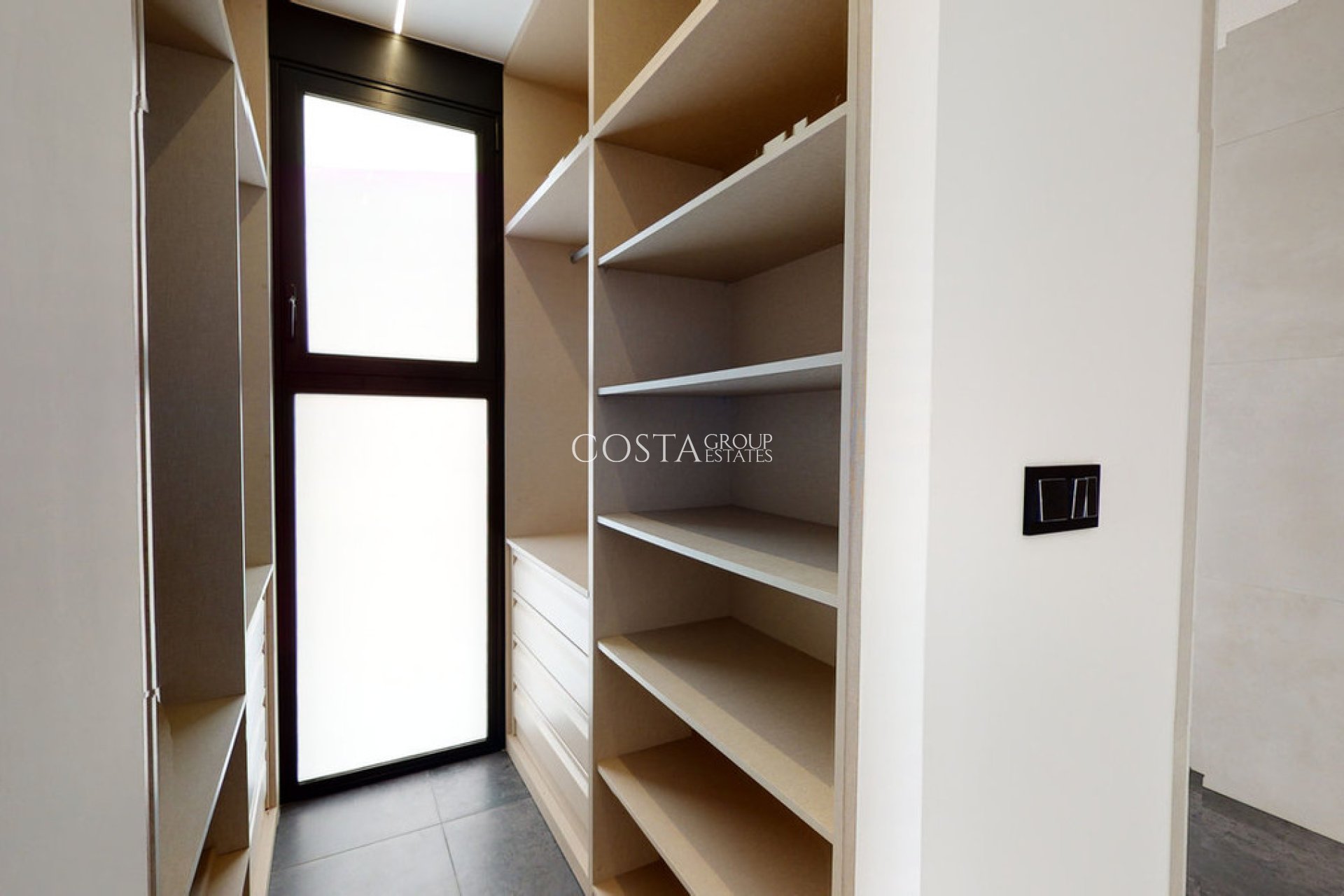 Odsprzedaż - Willa -
Orihuela Costa - Los Balcones