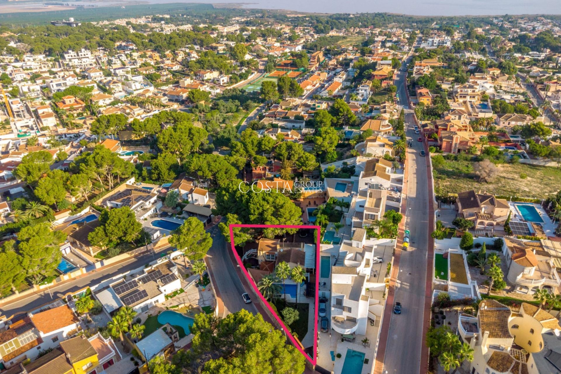Odsprzedaż - Willa -
Orihuela Costa - Los Balcones