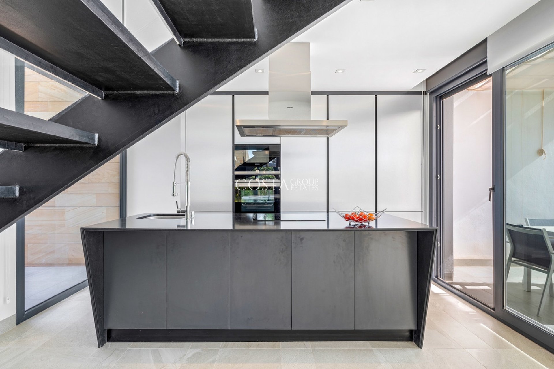 Odsprzedaż - Willa -
Orihuela Costa - Los Dolses