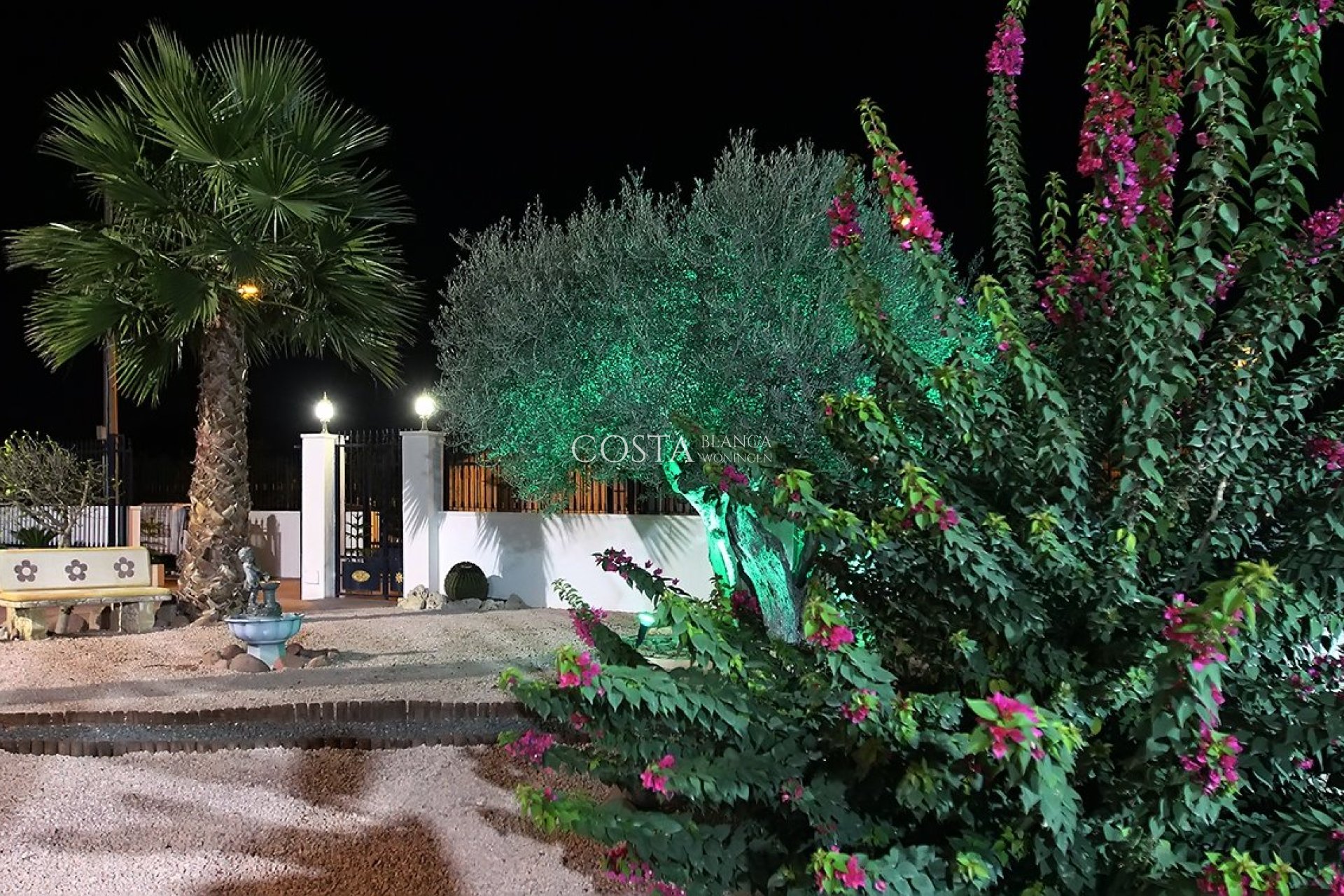 Odsprzedaż - Willa -
Orihuela Costa - Orihuela