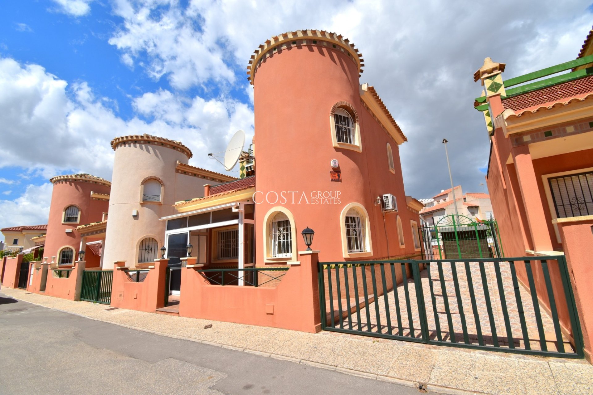 Odsprzedaż - Willa -
Orihuela Costa - Playa Flamenca