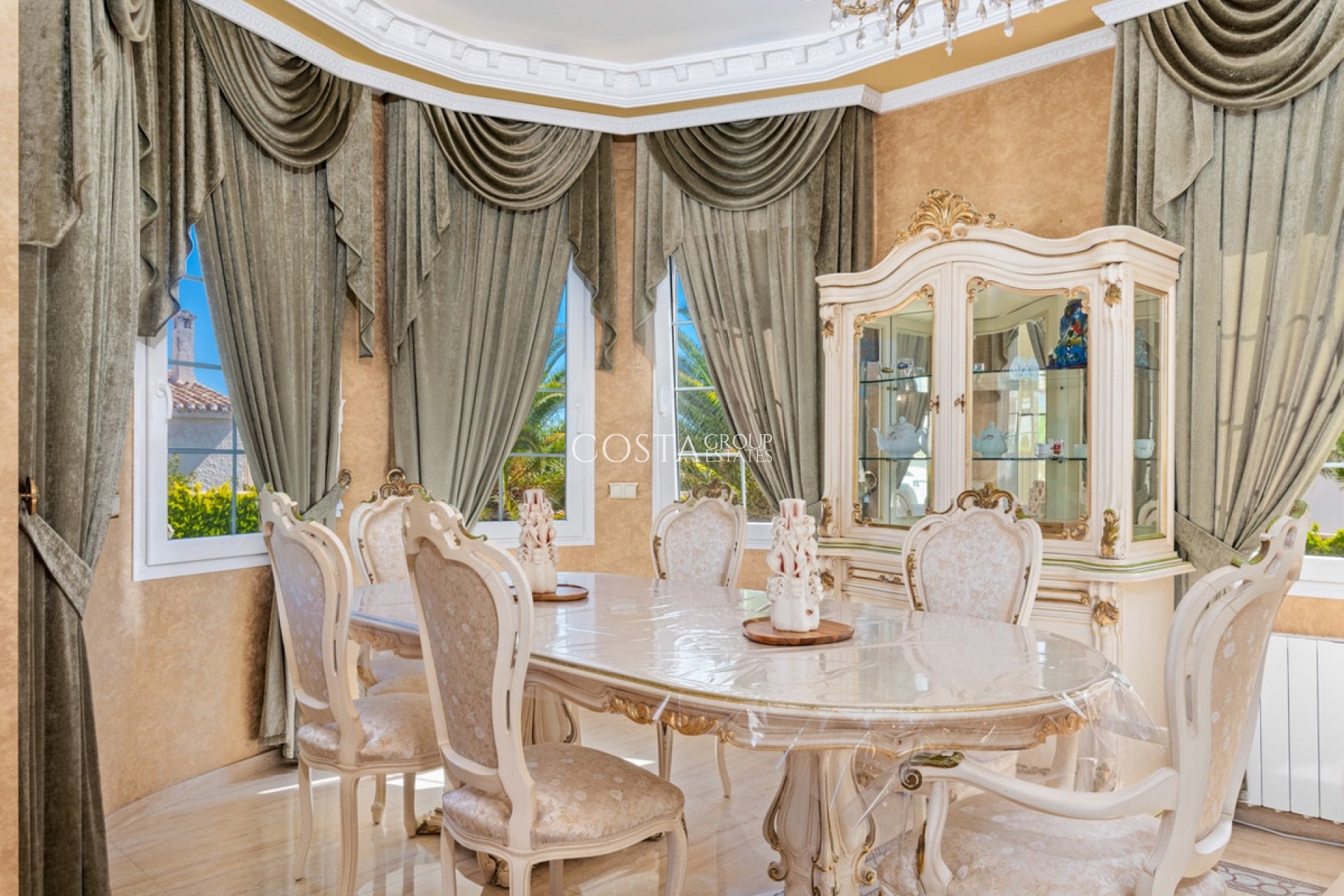 Odsprzedaż - Willa -
Orihuela Costa - Playa Flamenca