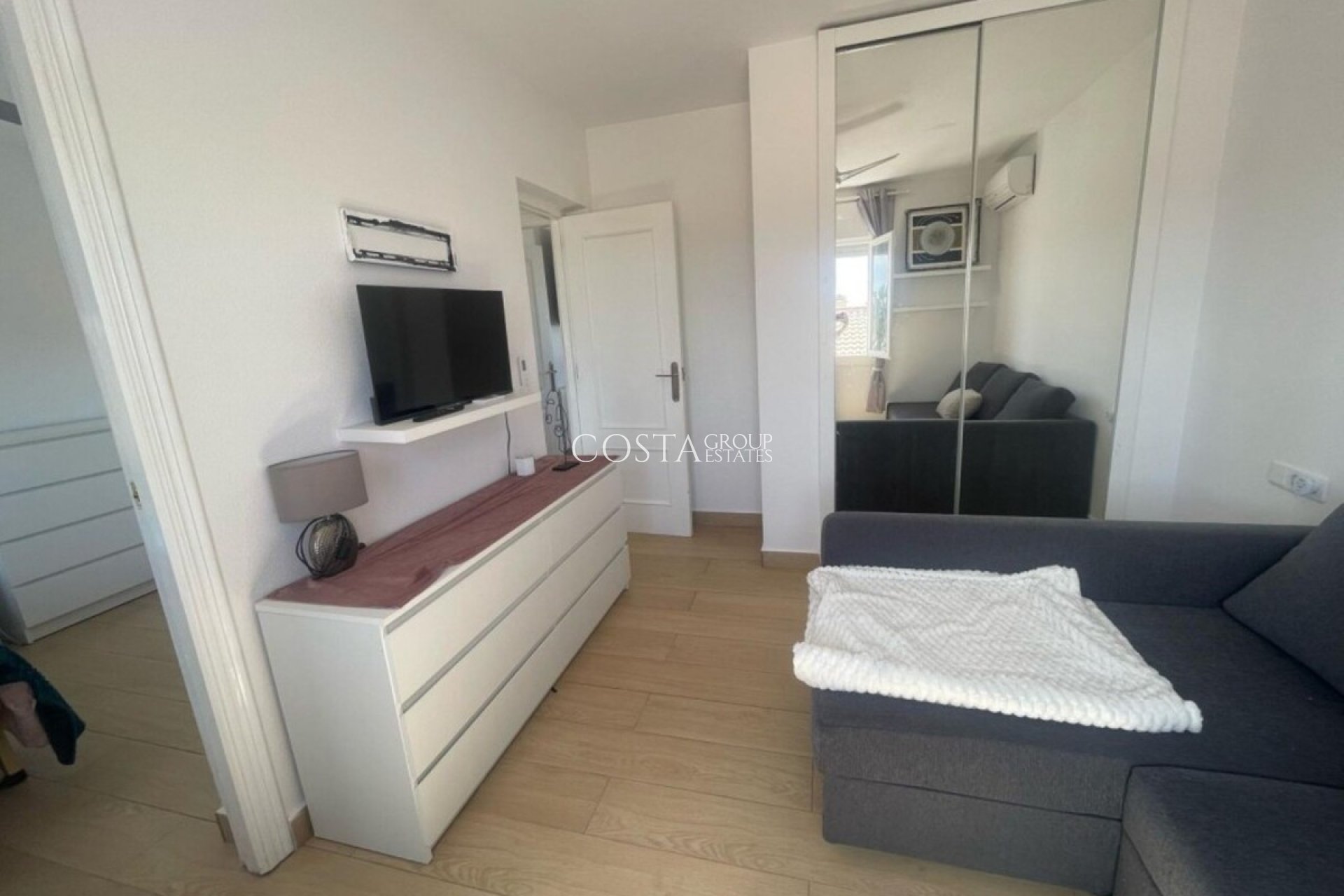 Odsprzedaż - Willa -
Orihuela Costa - Playa Flamenca