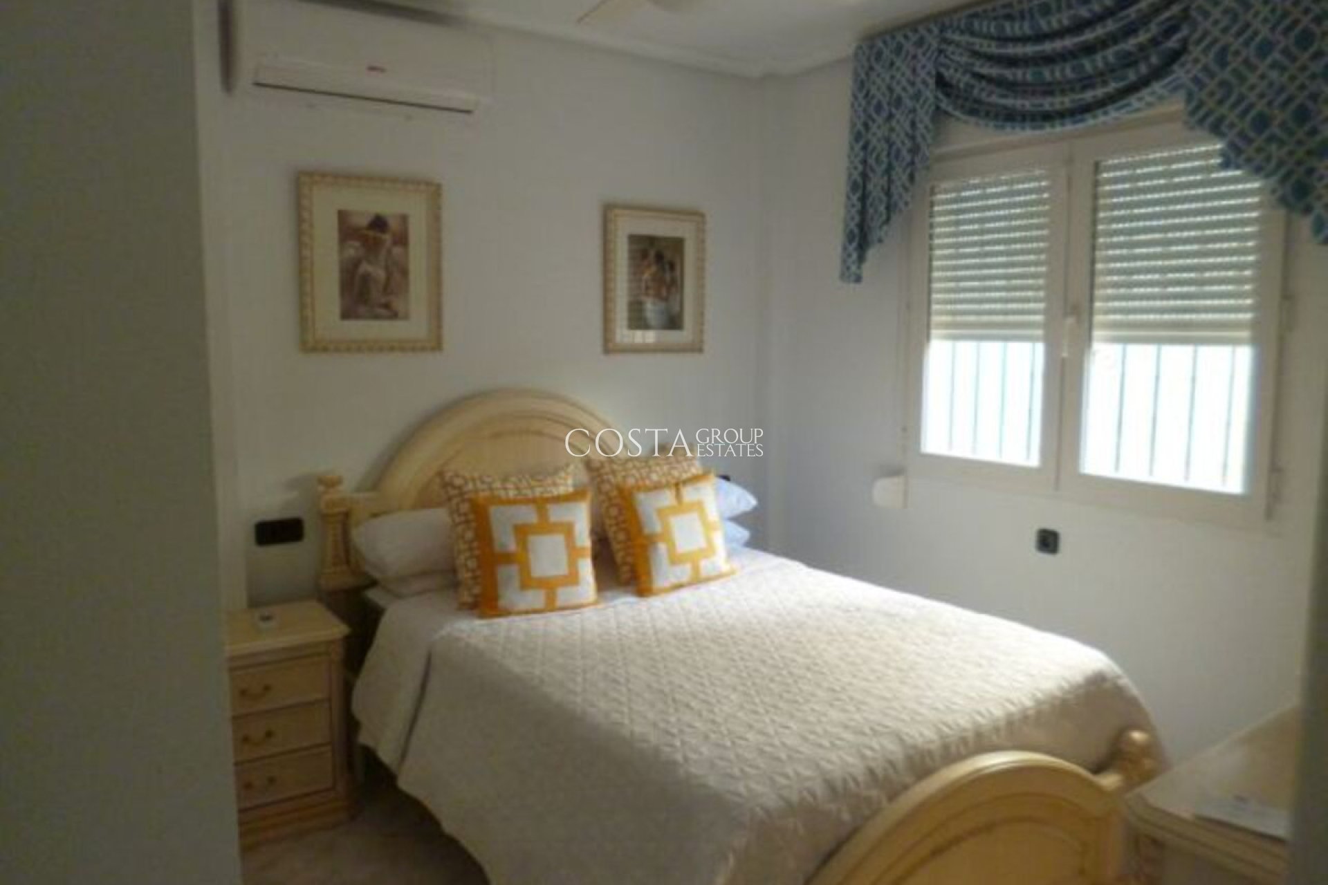 Odsprzedaż - Willa -
Orihuela Costa - Playa Flamenca