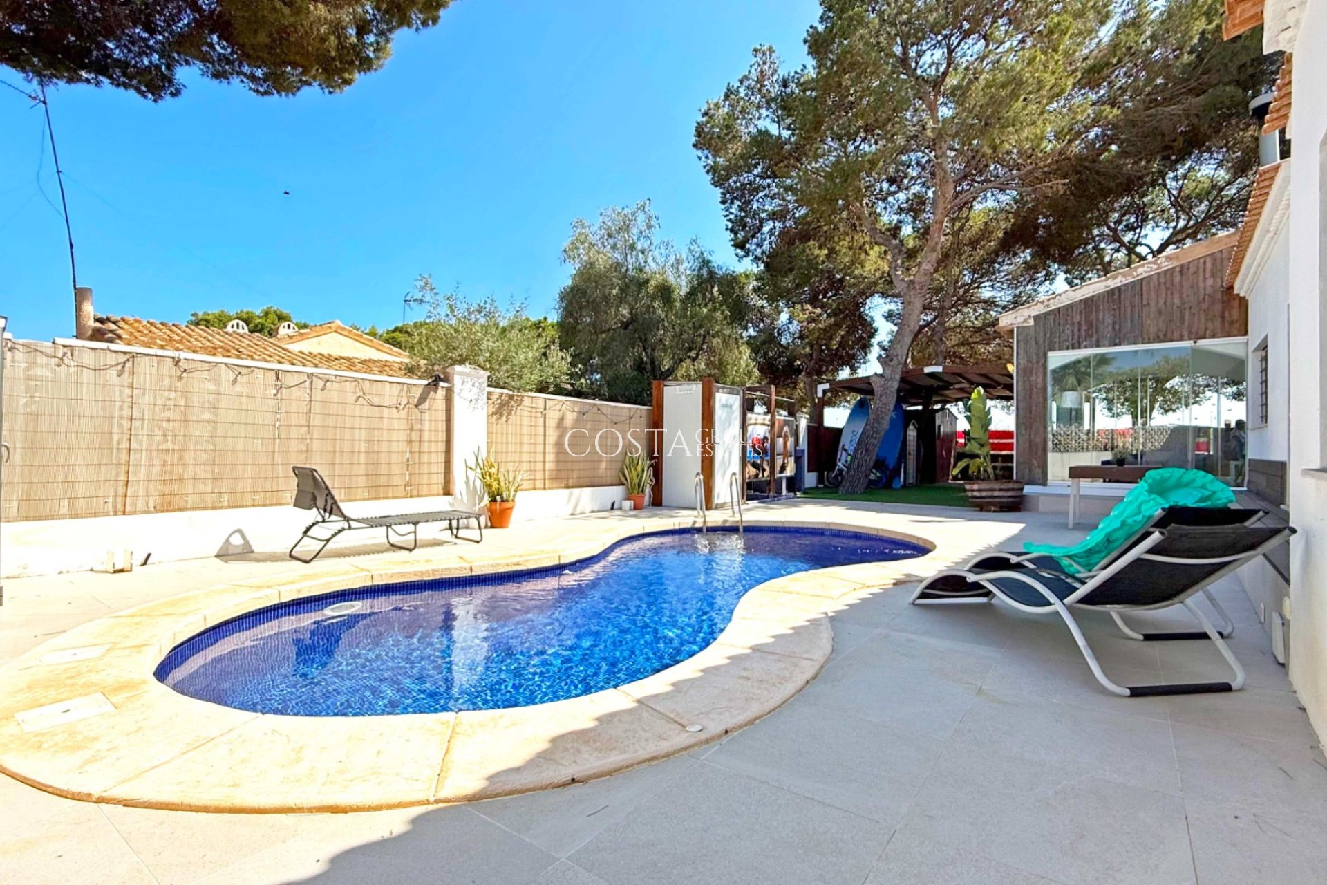 Odsprzedaż - Willa -
Orihuela Costa - Punta Prima