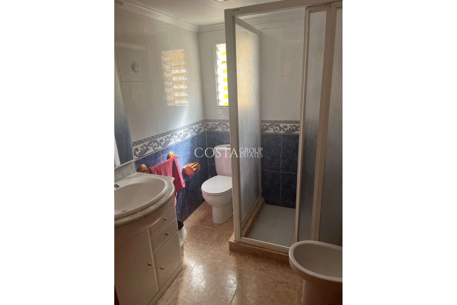 Odsprzedaż - Willa -
Orihuela Costa - Punta Prima