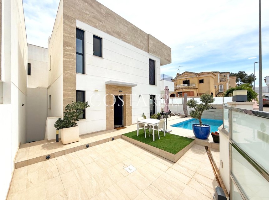 Odsprzedaż - Willa -
Orihuela Costa - Villamartín