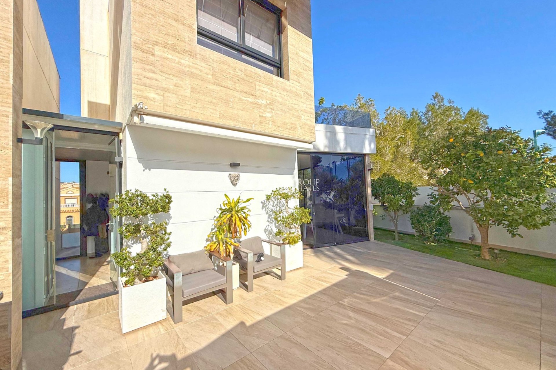 Odsprzedaż - Willa -
Orihuela Costa - Villamartín