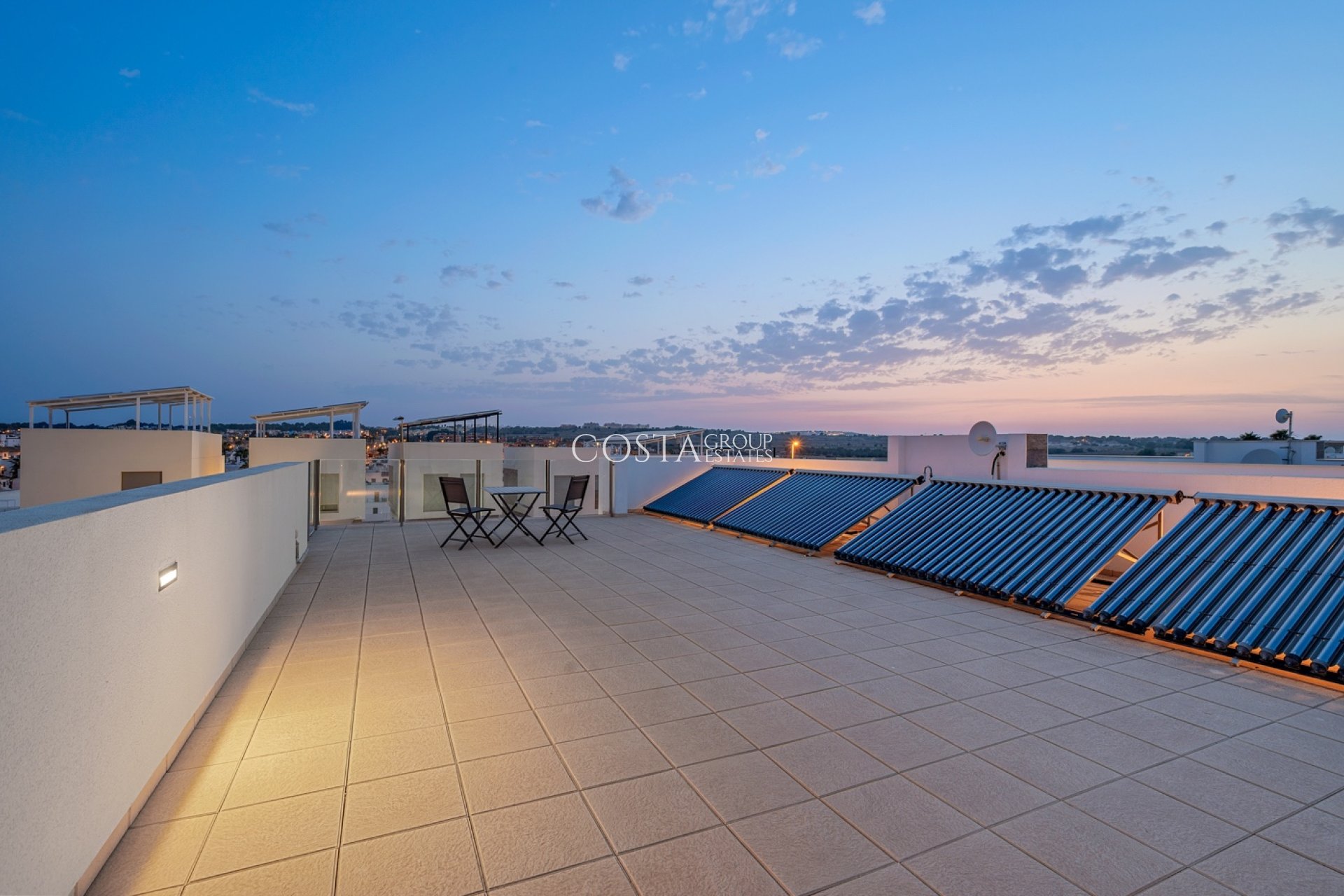 Odsprzedaż - Willa -
Orihuela Costa - Villamartín
