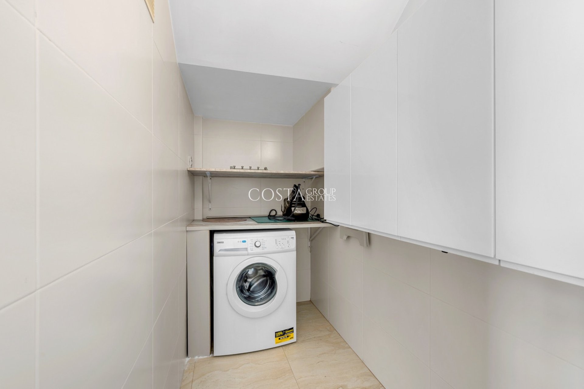 Odsprzedaż - Willa -
Orihuela Costa - Villamartin