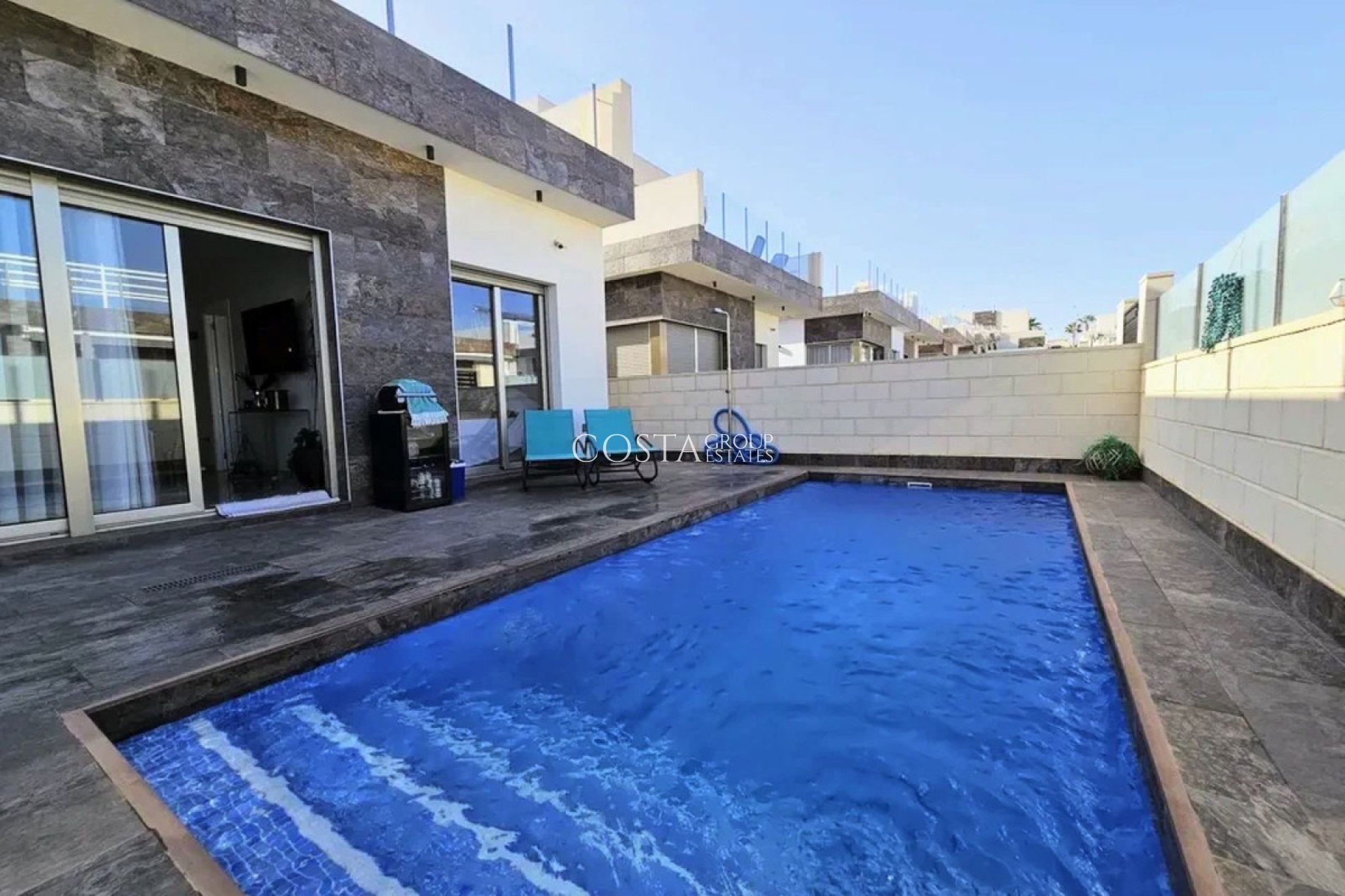 Odsprzedaż - Willa -
Orihuela Costa - Villamartin