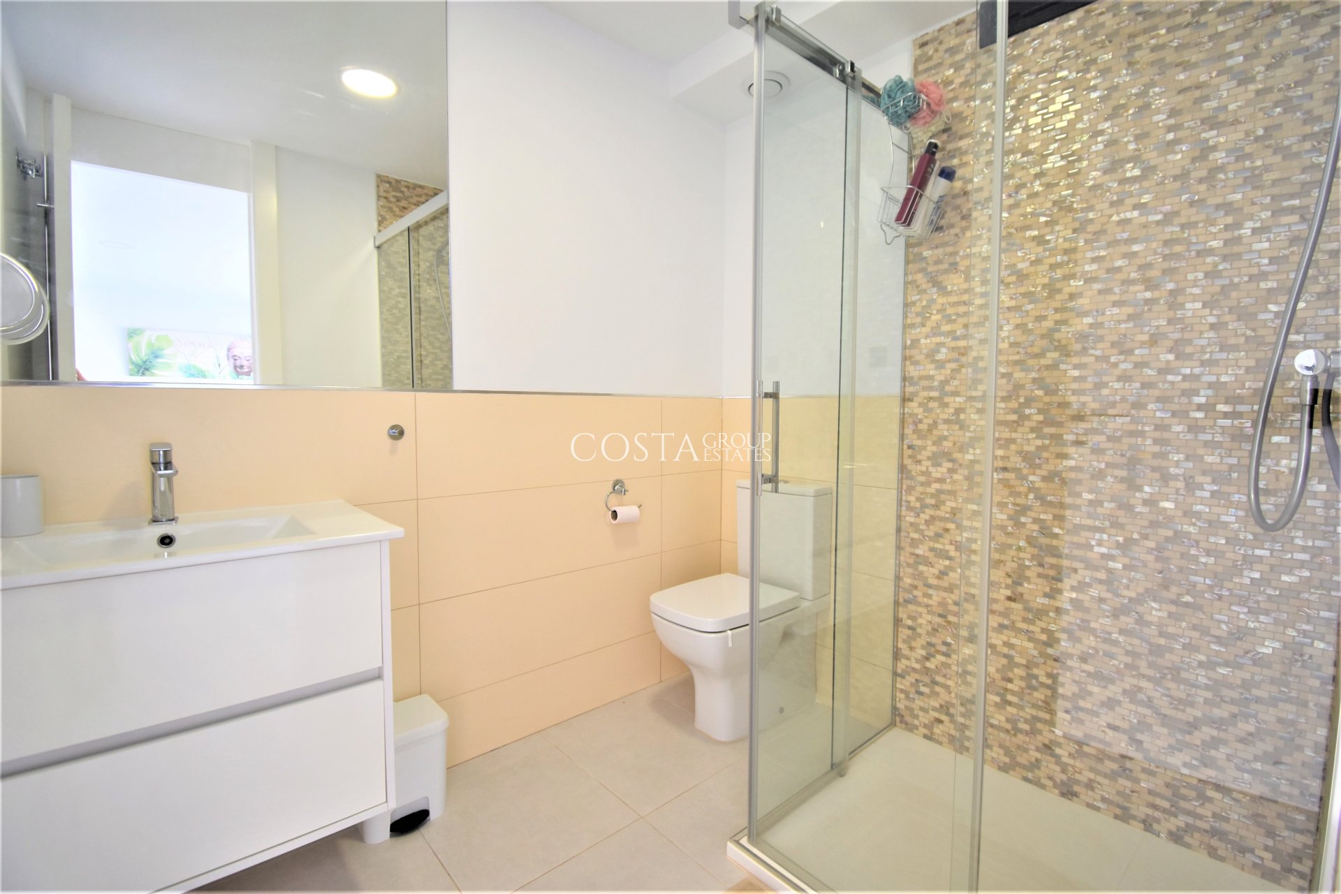 Odsprzedaż - Willa -
Orihuela Costa - Villamartín