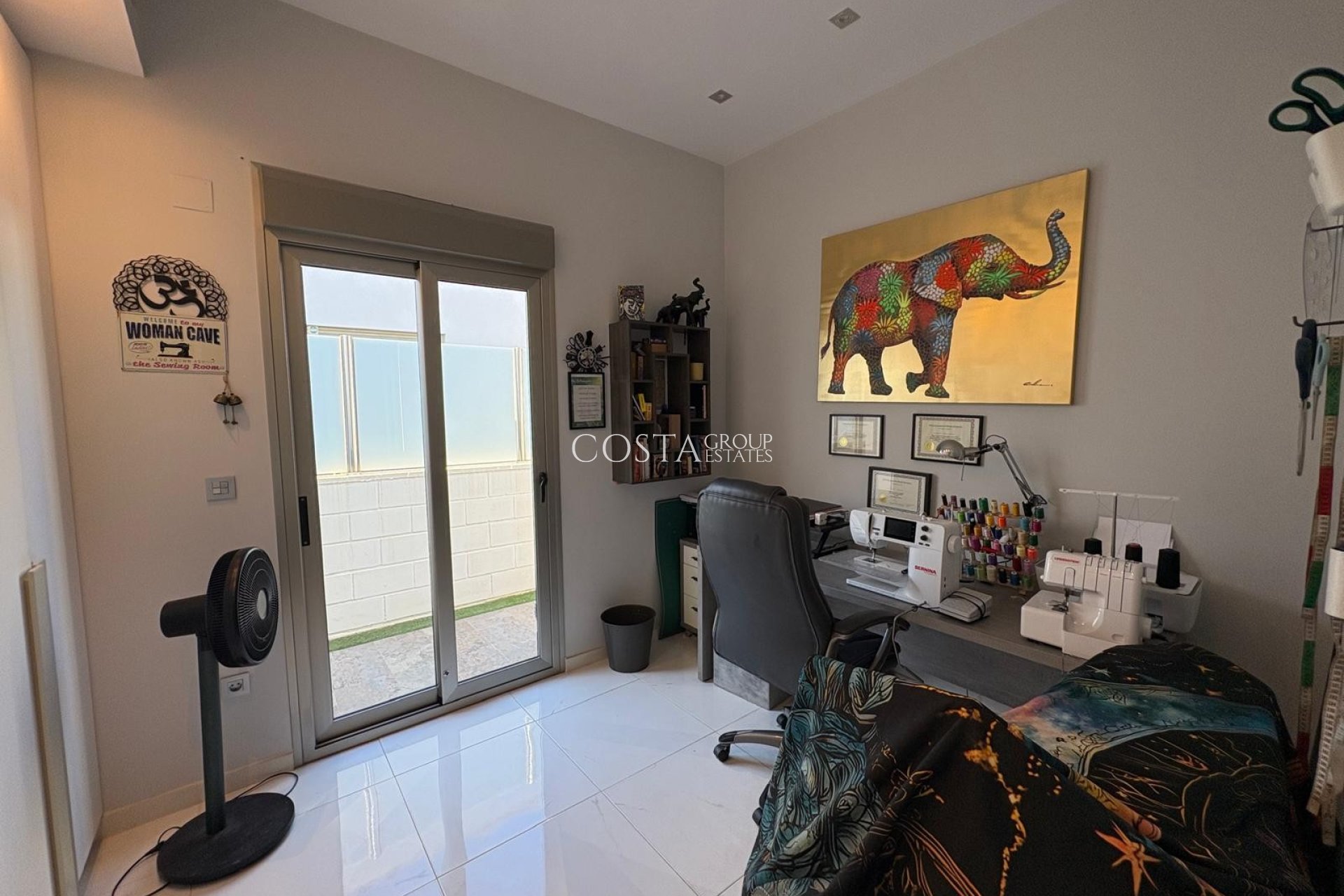 Odsprzedaż - Willa -
Orihuela Costa - Villamartín